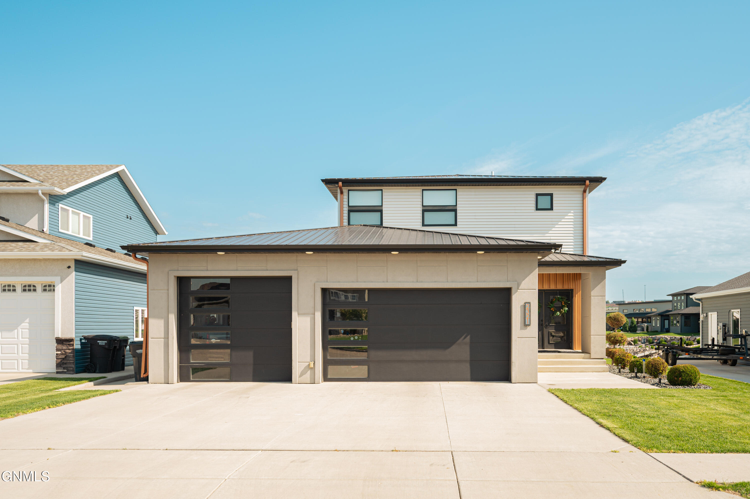 2321 Bayview Court