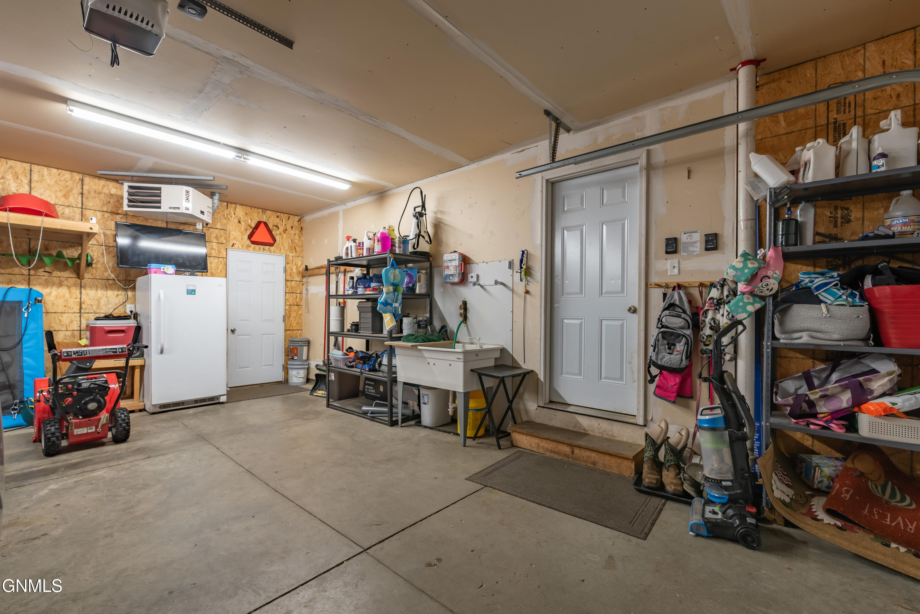 1001 Sunflower Drive