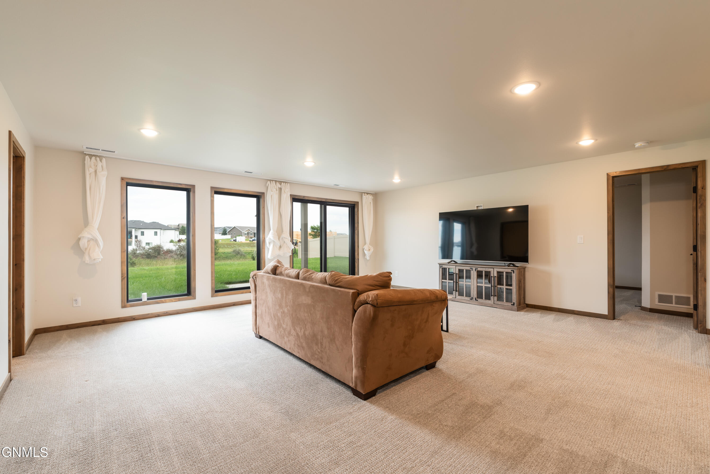 527 Flint Drive