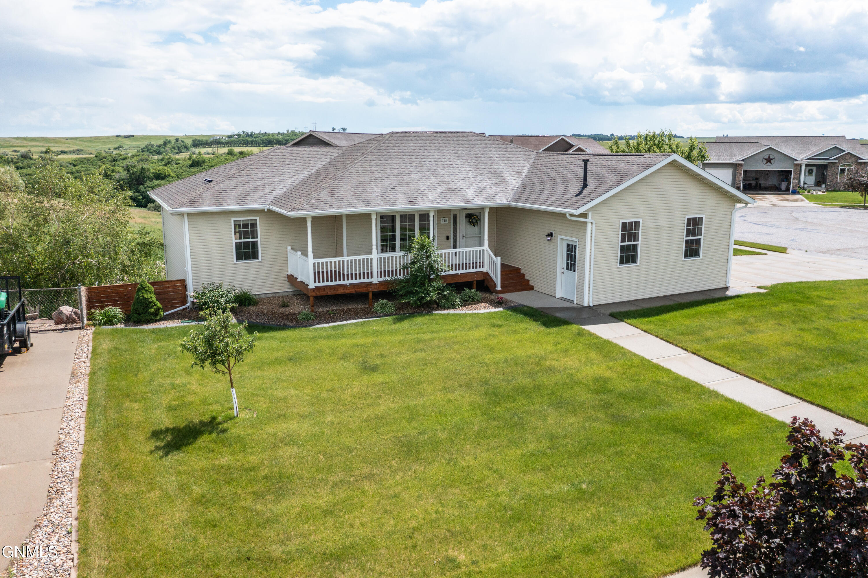 709 View Place SE