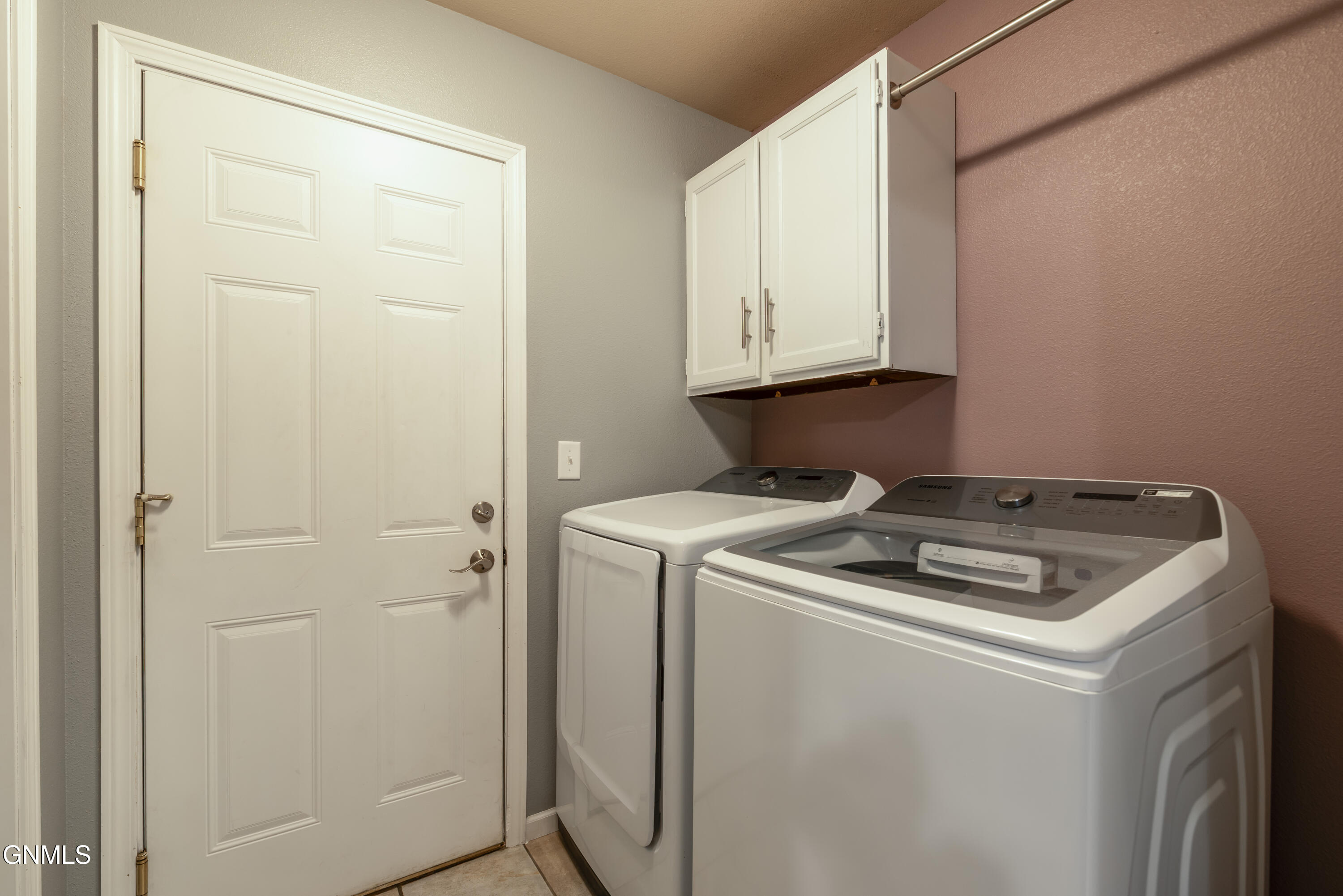 709 View Place SE