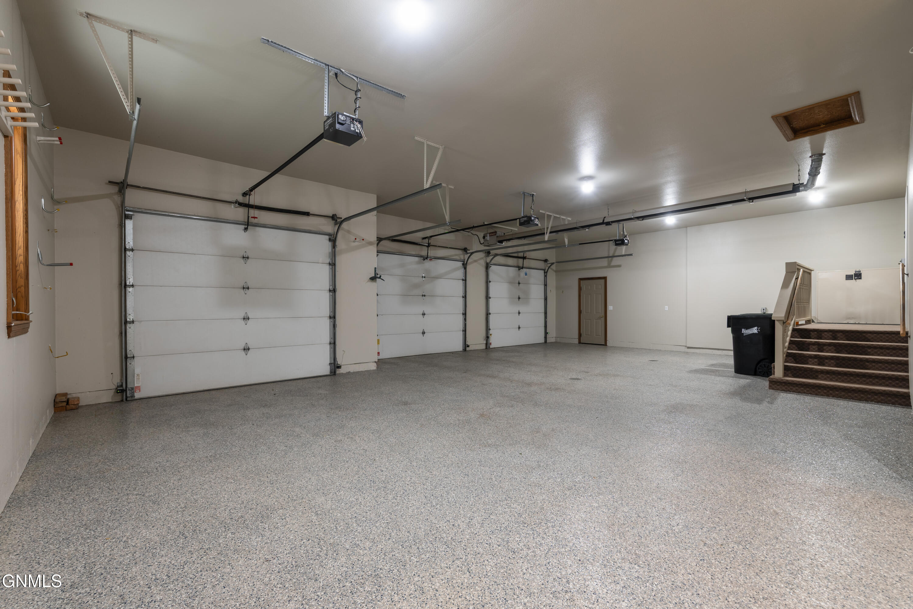 1512 Mutineer Place