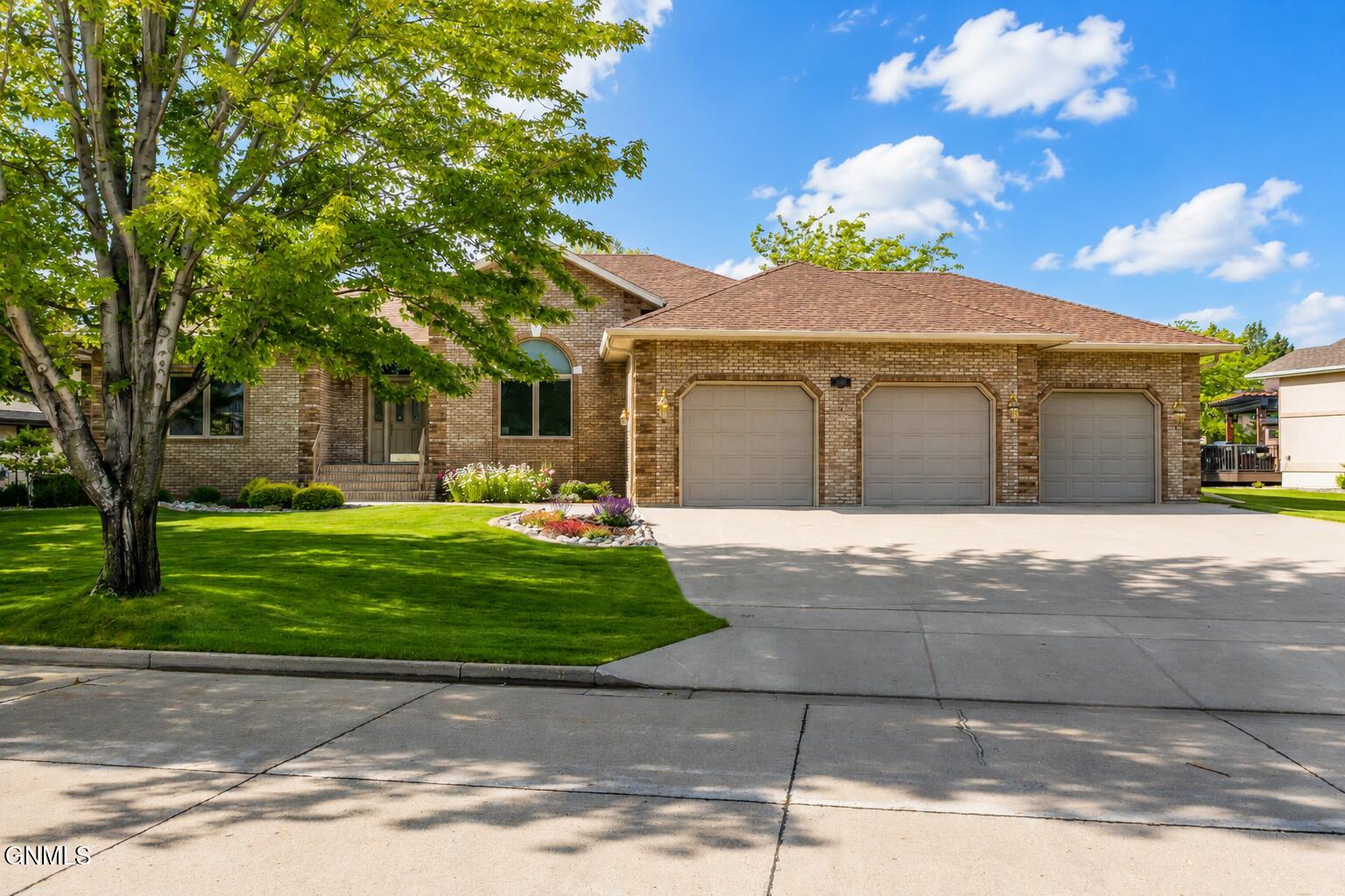1512 Mutineer Place