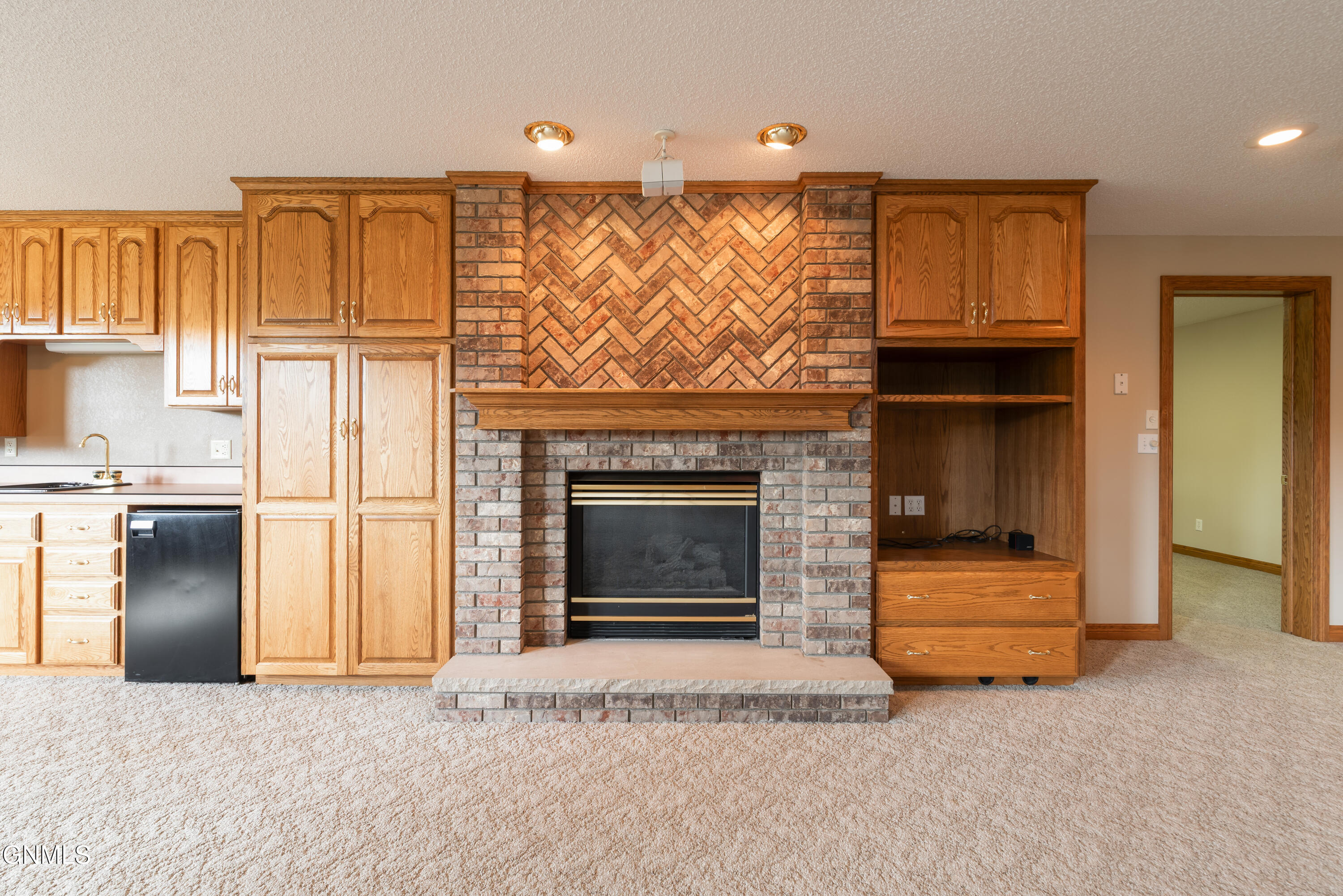 1512 Mutineer Place