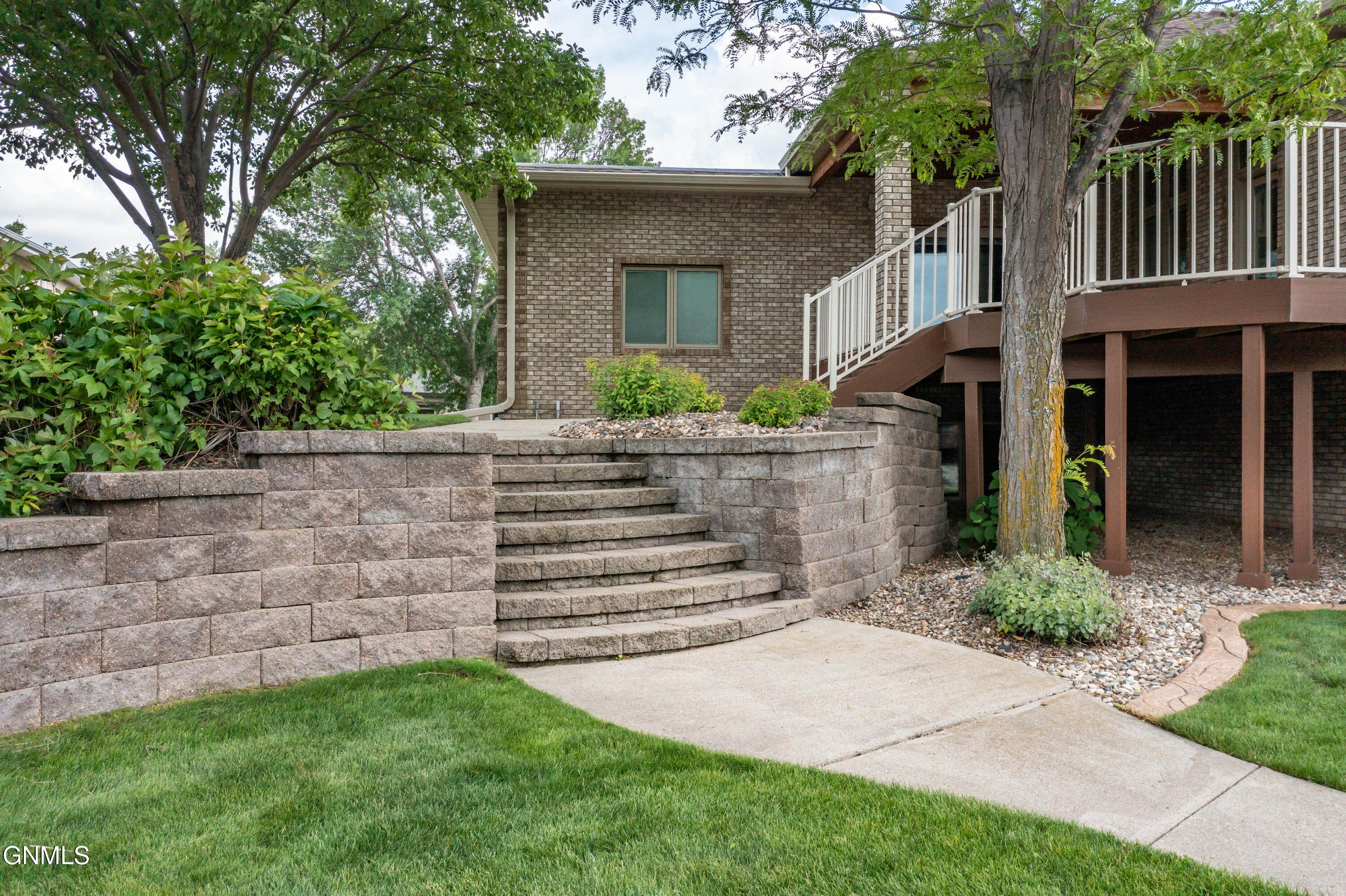 1512 Mutineer Place