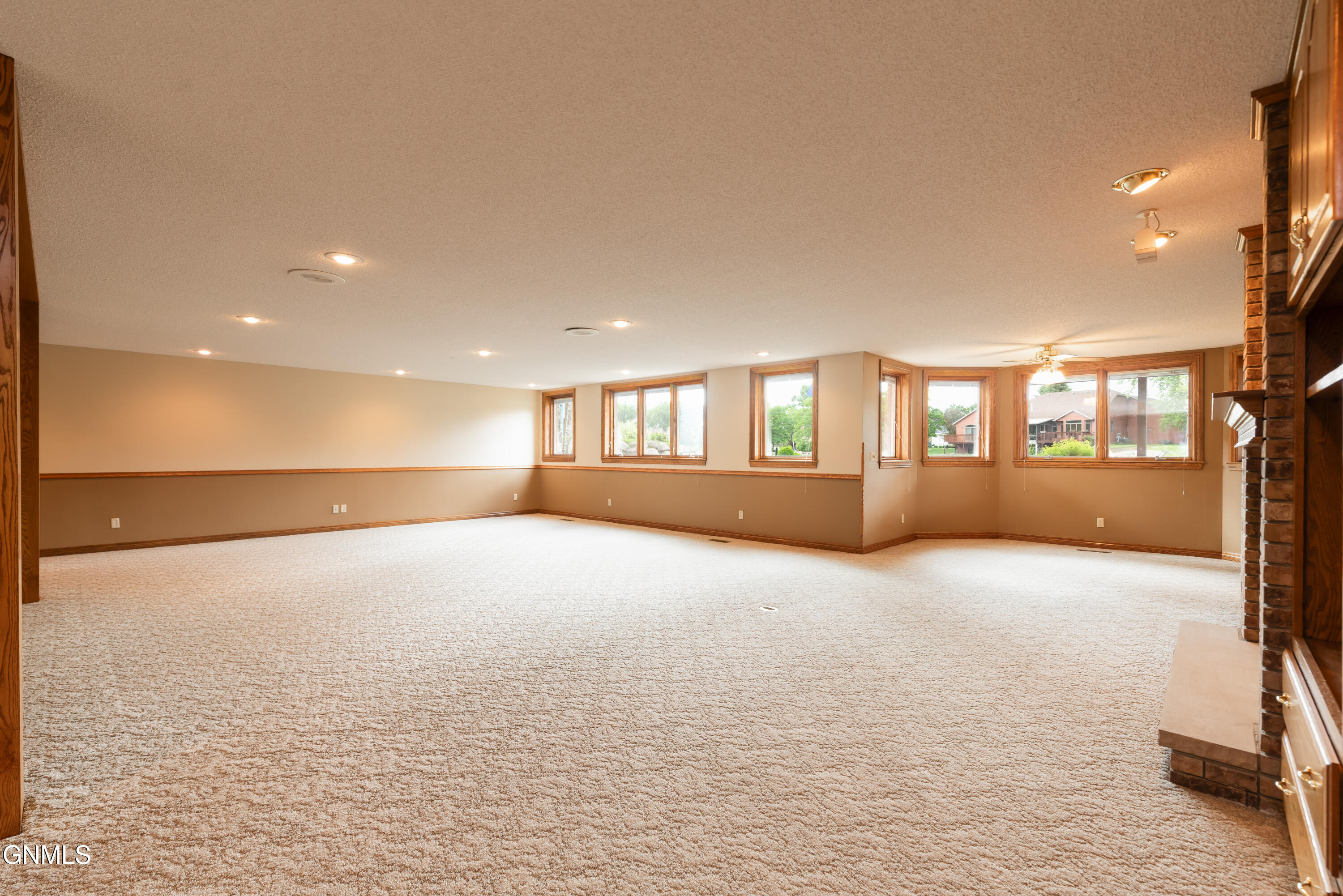 1512 Mutineer Place