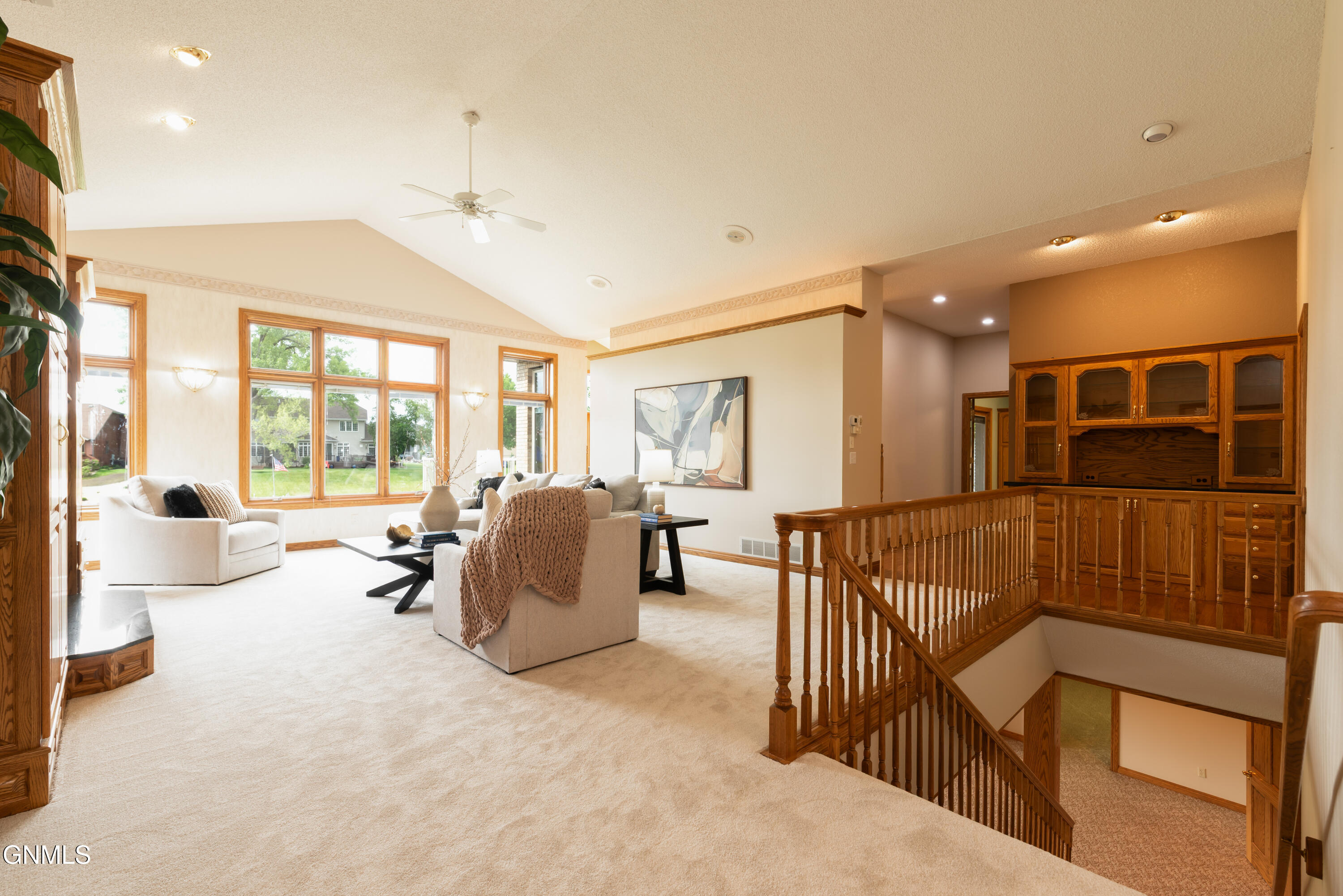 1512 Mutineer Place