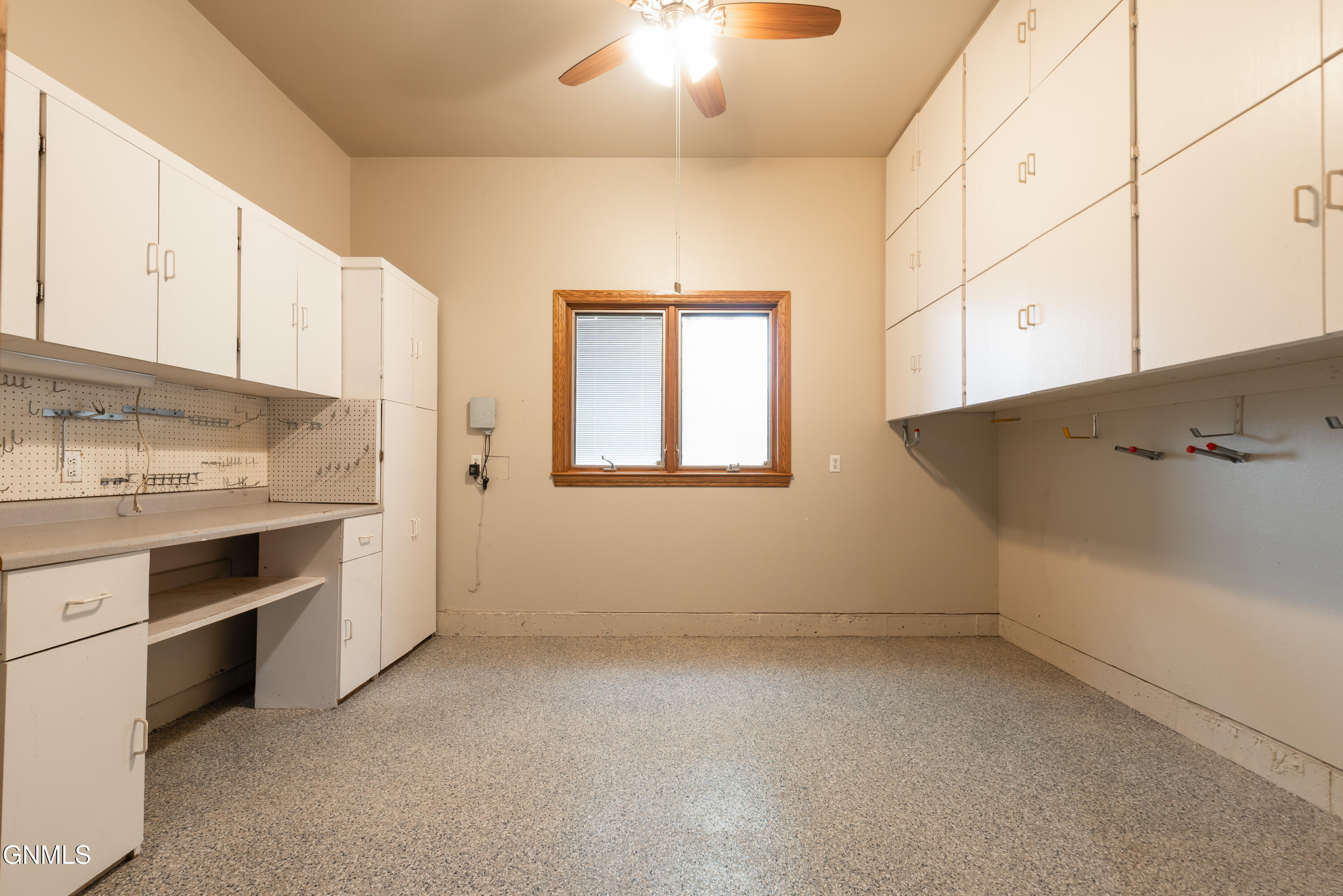 1512 Mutineer Place