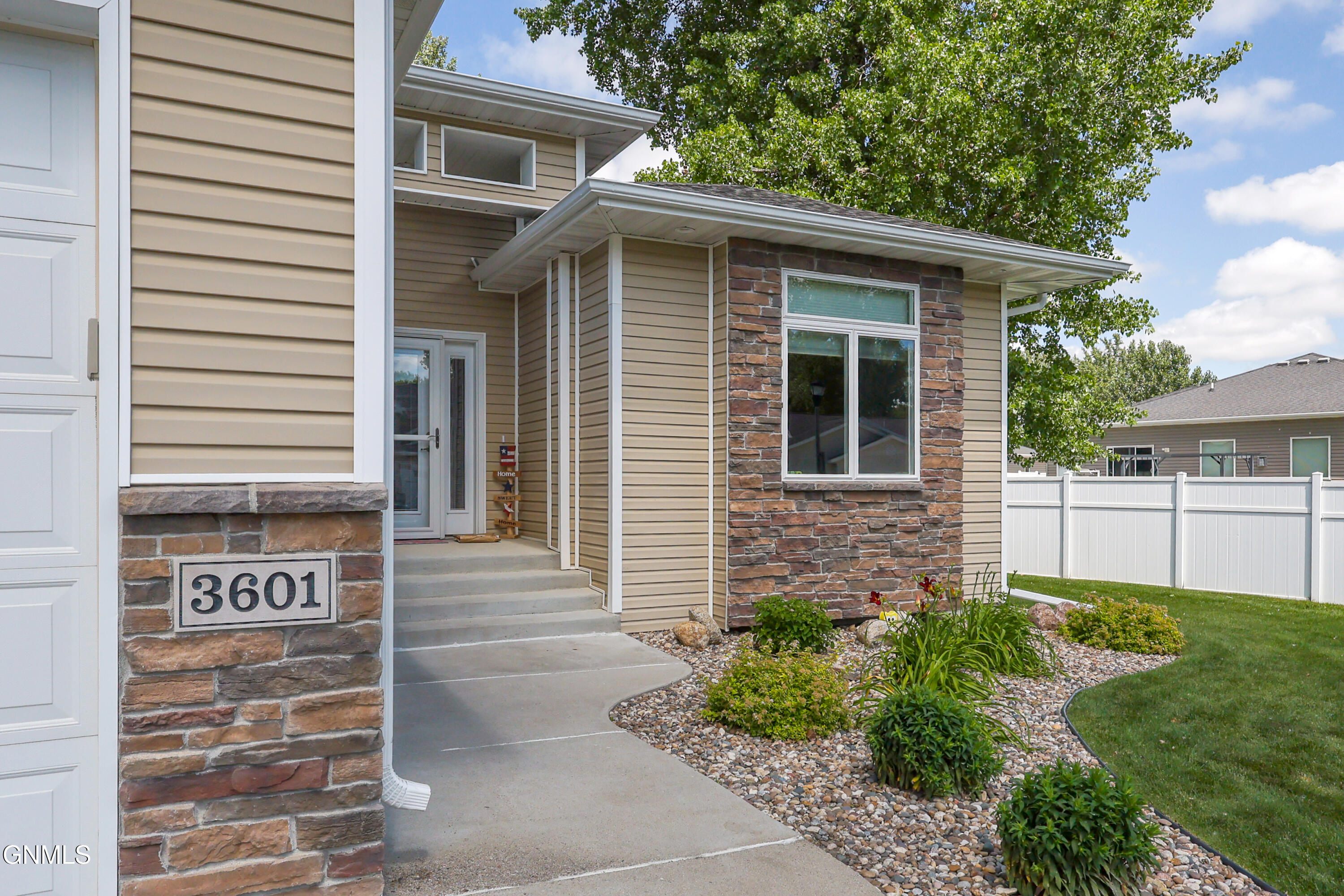 3601 Bay Shore Bend SE