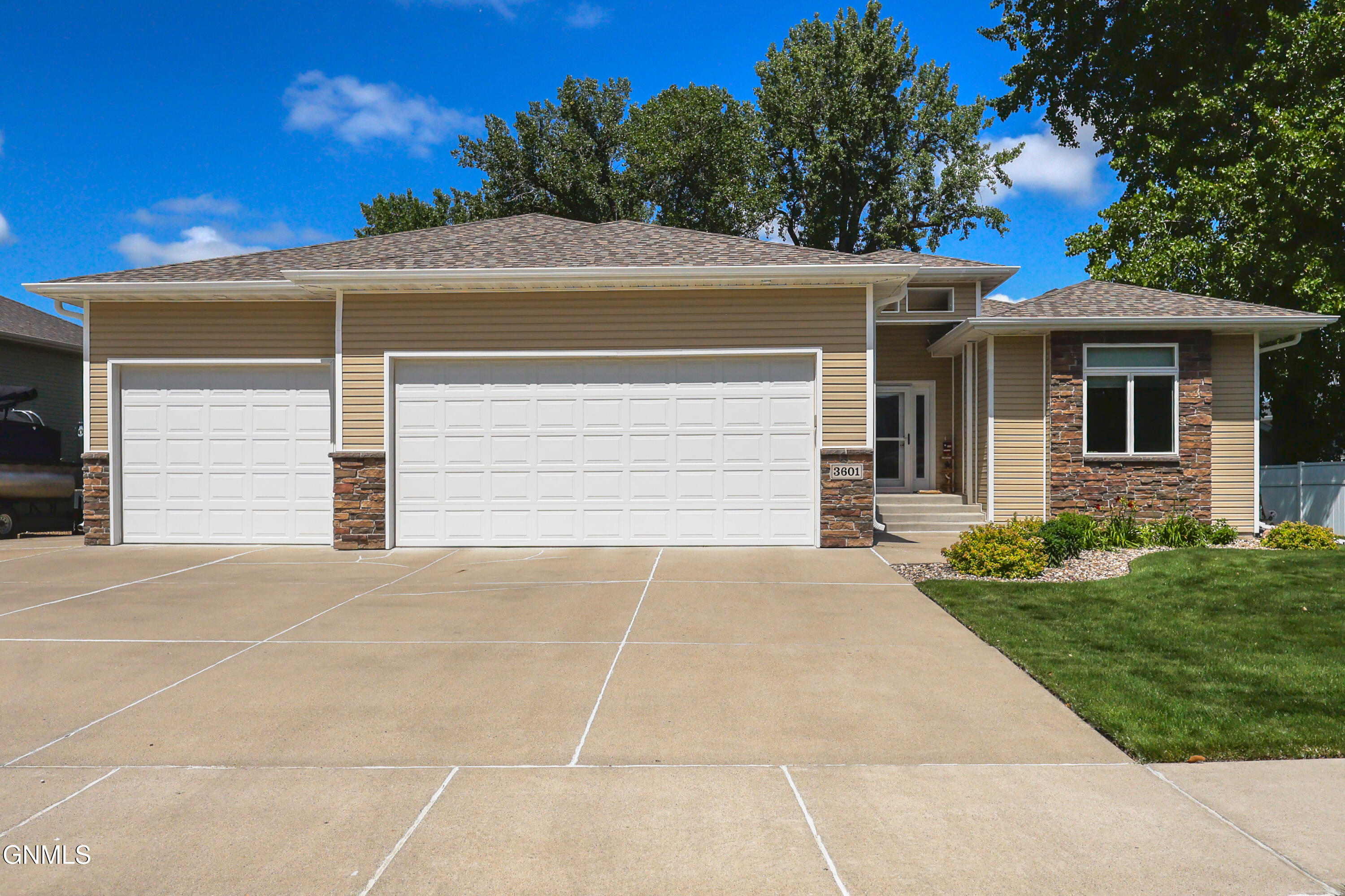 3601 Bay Shore Bend SE