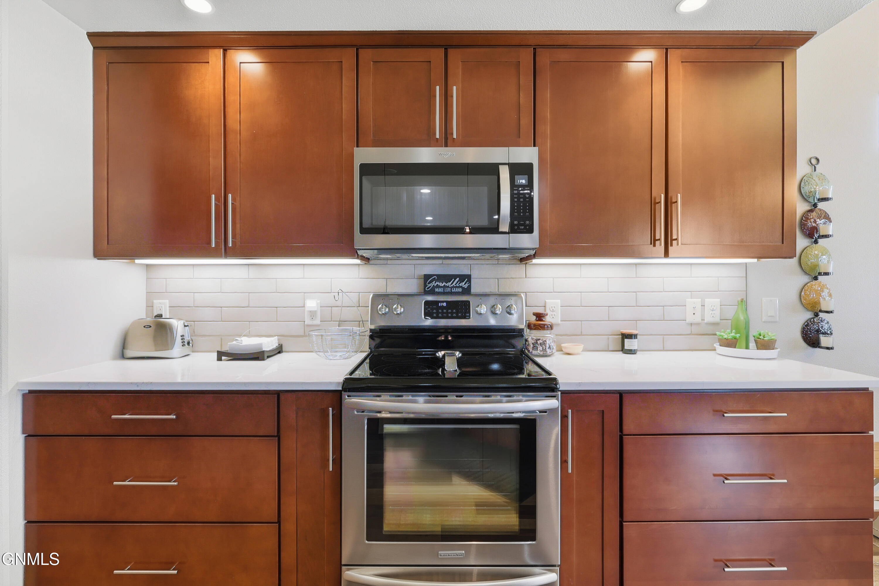 3601 Bay Shore Bend SE