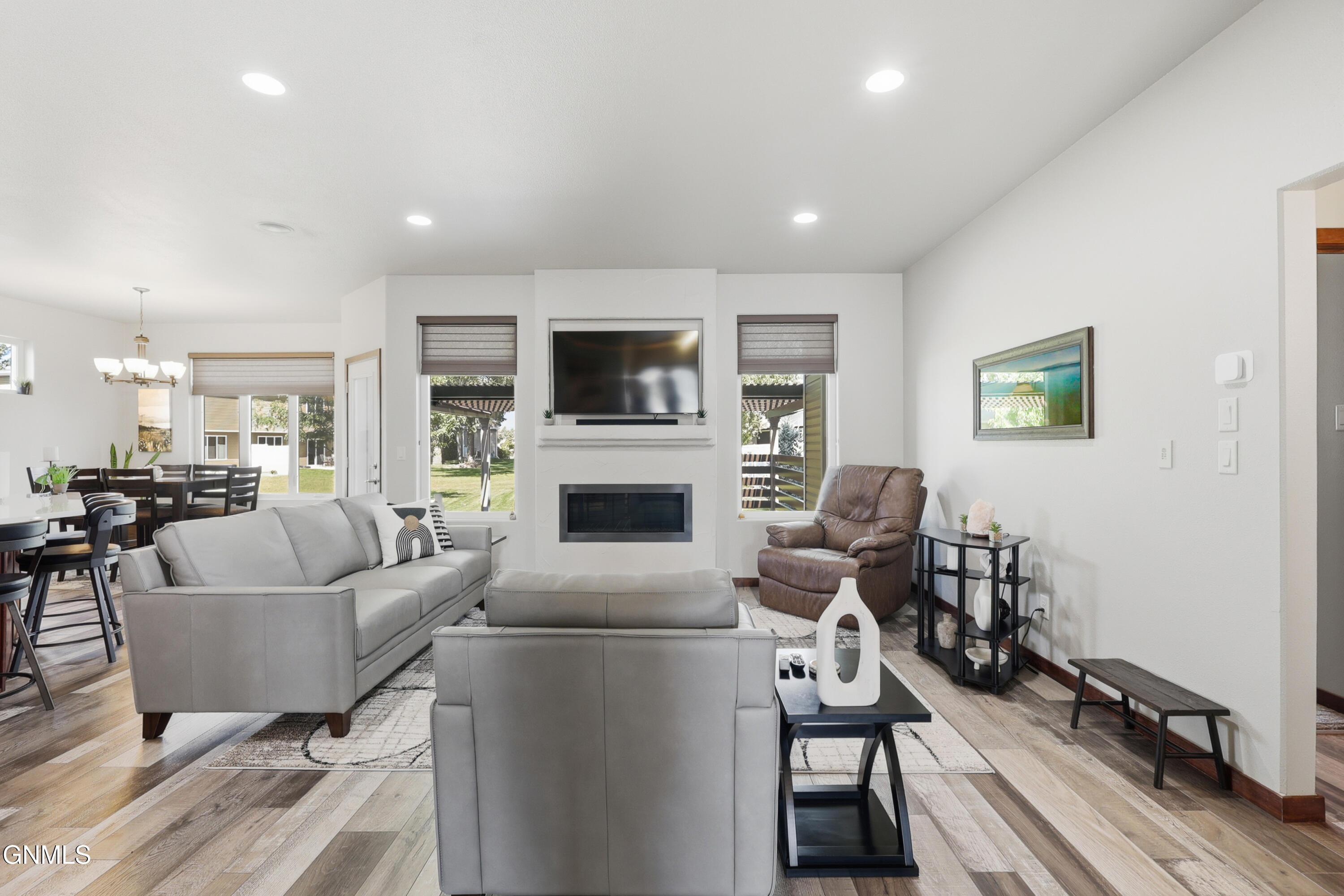 3601 Bay Shore Bend SE