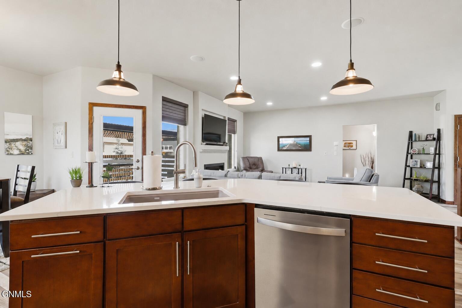 3601 Bay Shore Bend SE