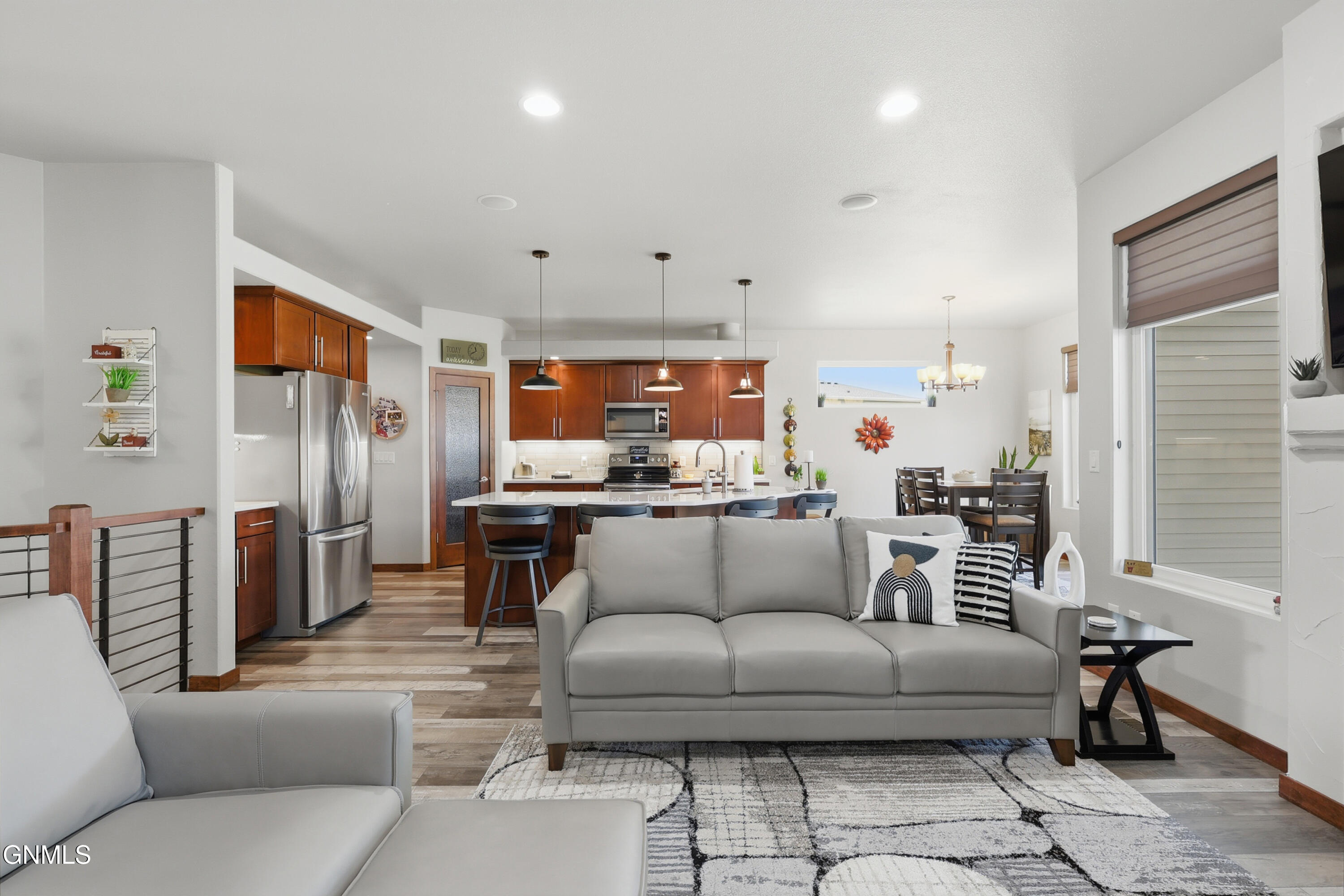3601 Bay Shore Bend SE