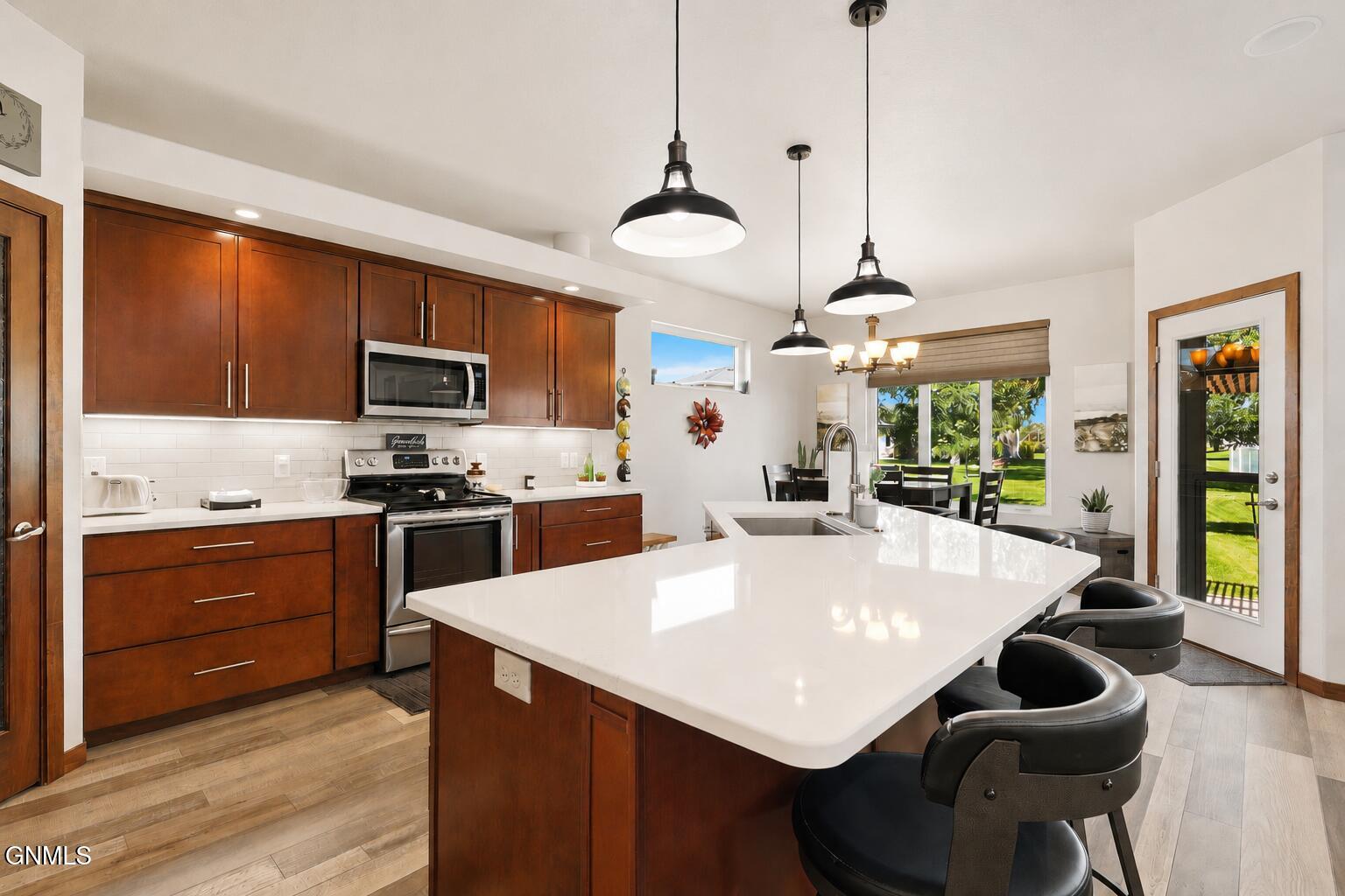3601 Bay Shore Bend SE