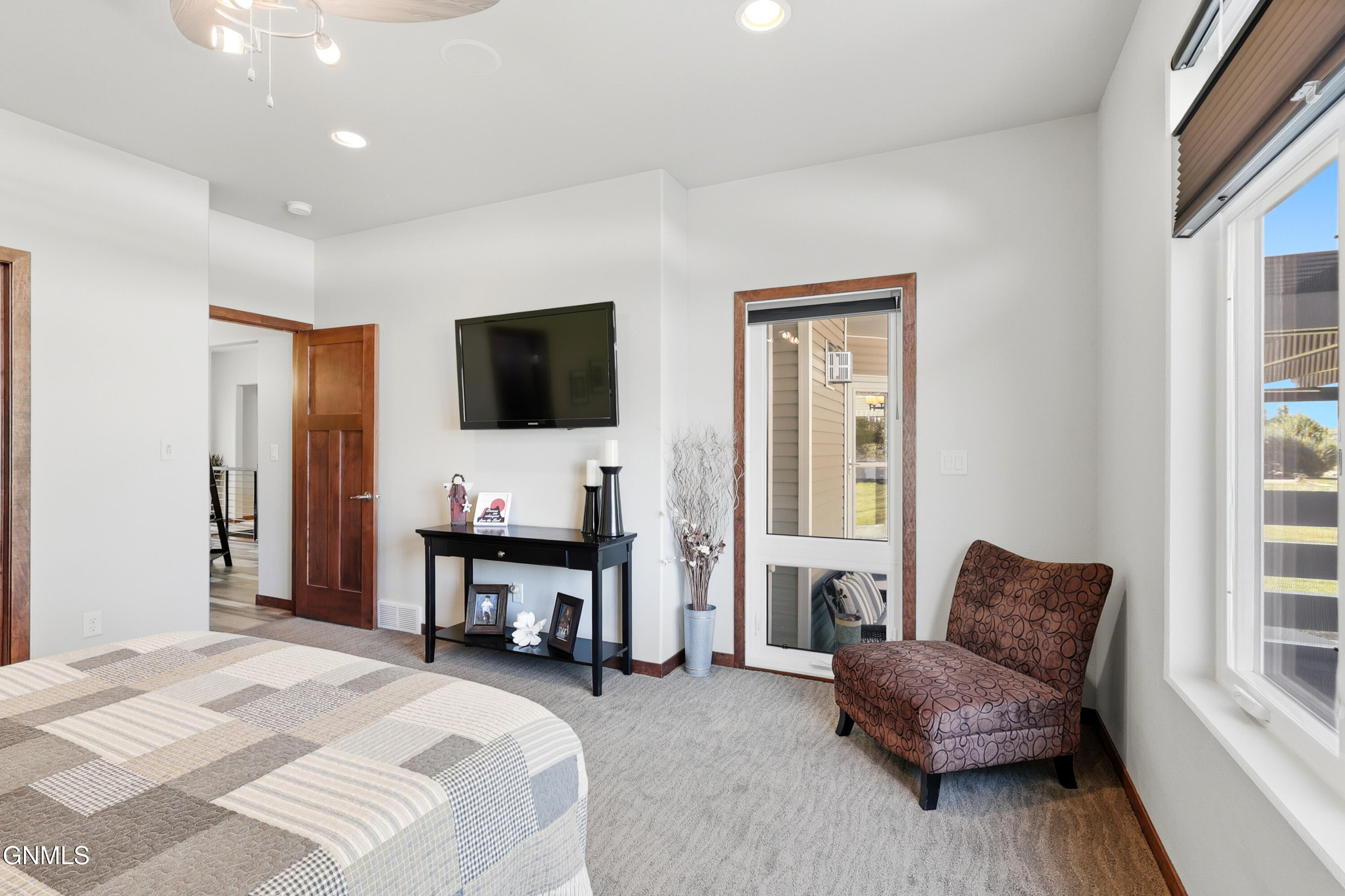 3601 Bay Shore Bend SE