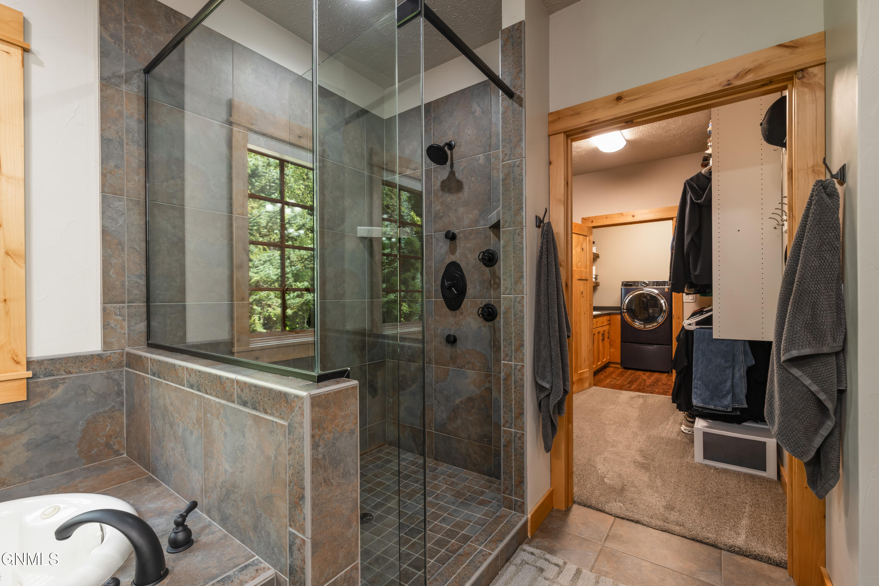 1205 Voyager Place