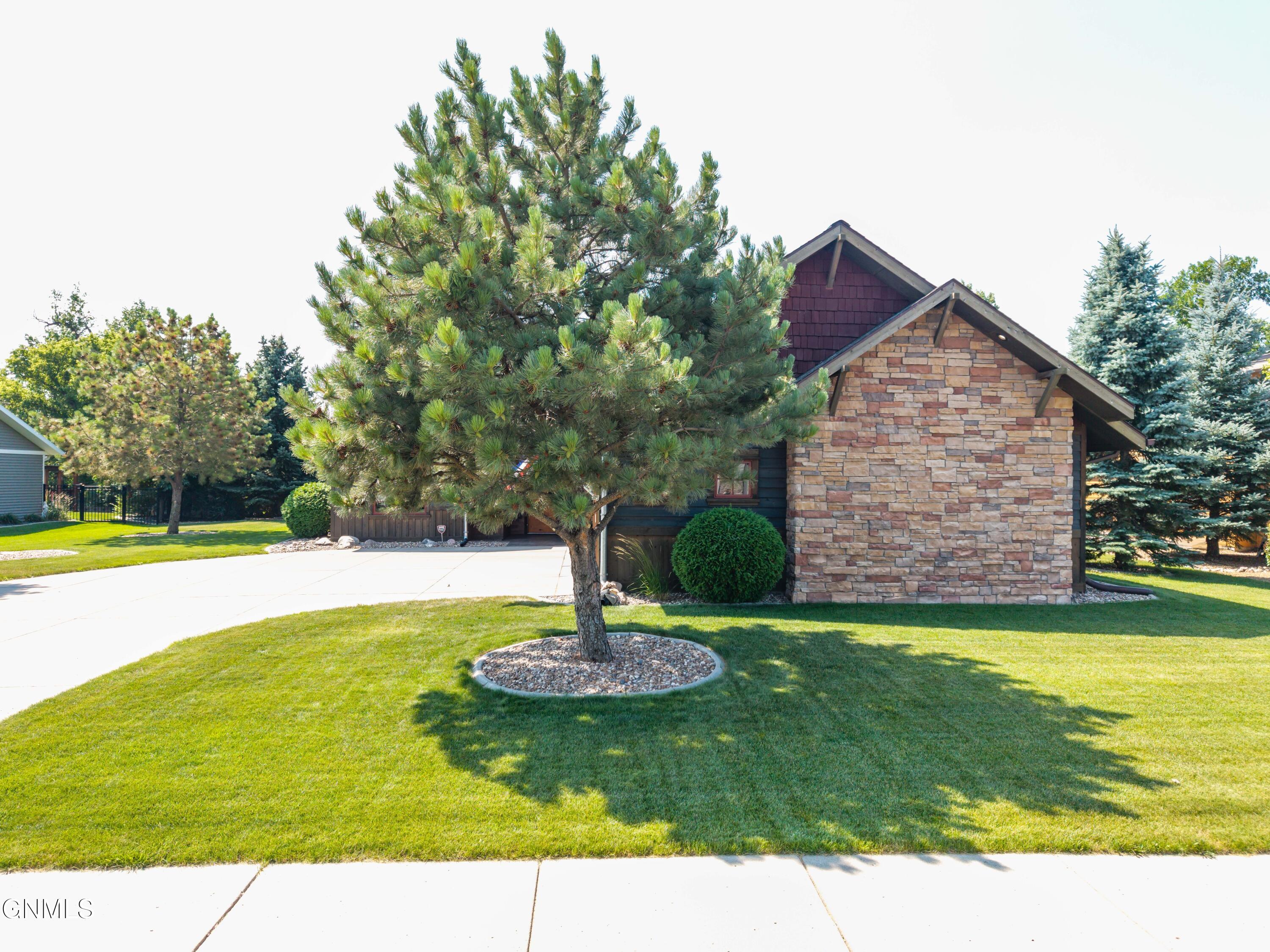 1205 Voyager Place