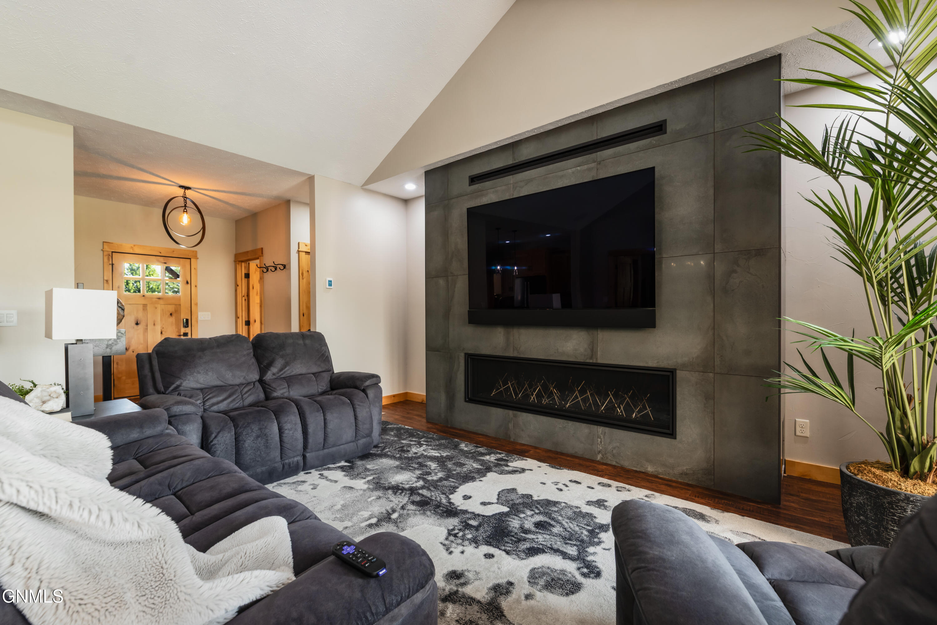 1205 Voyager Place