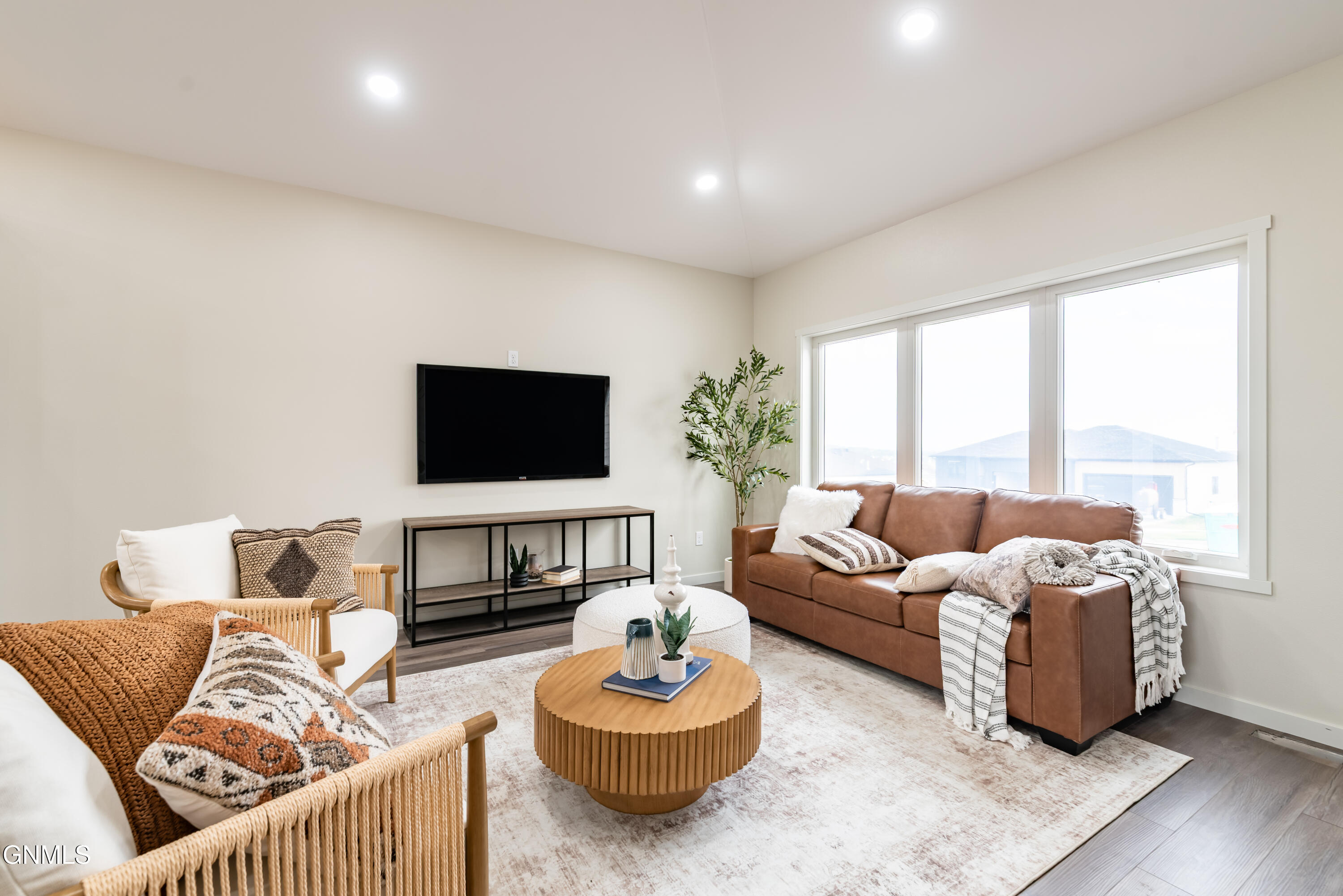 2018 Monarch Avenue