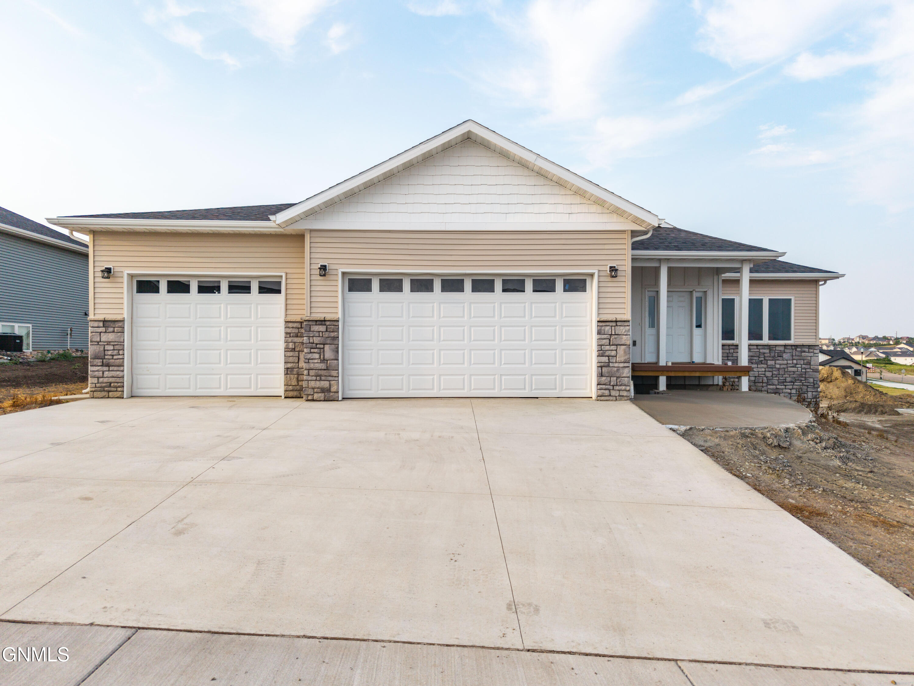 2018 Monarch Avenue