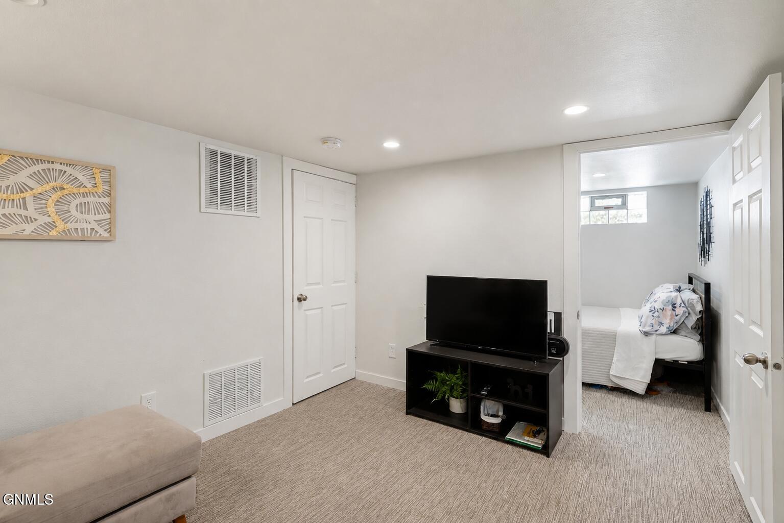 909 7th Street