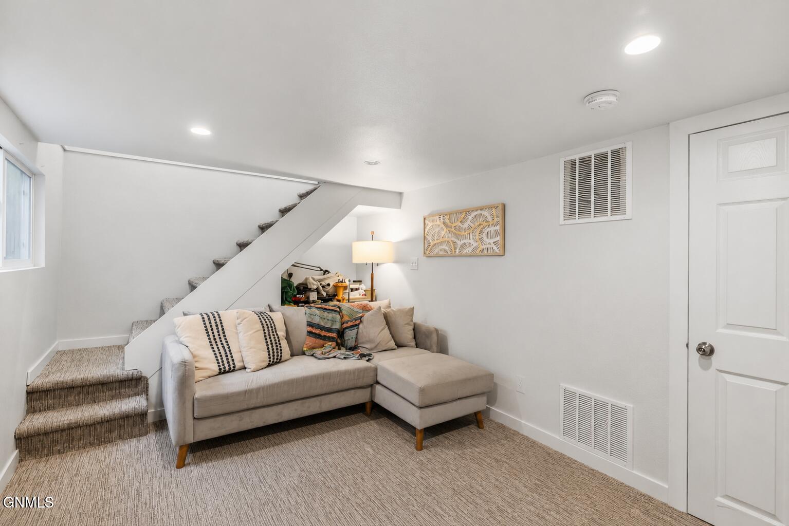 909 7th Street