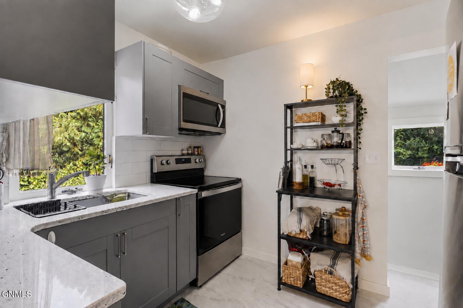 909 7th Street