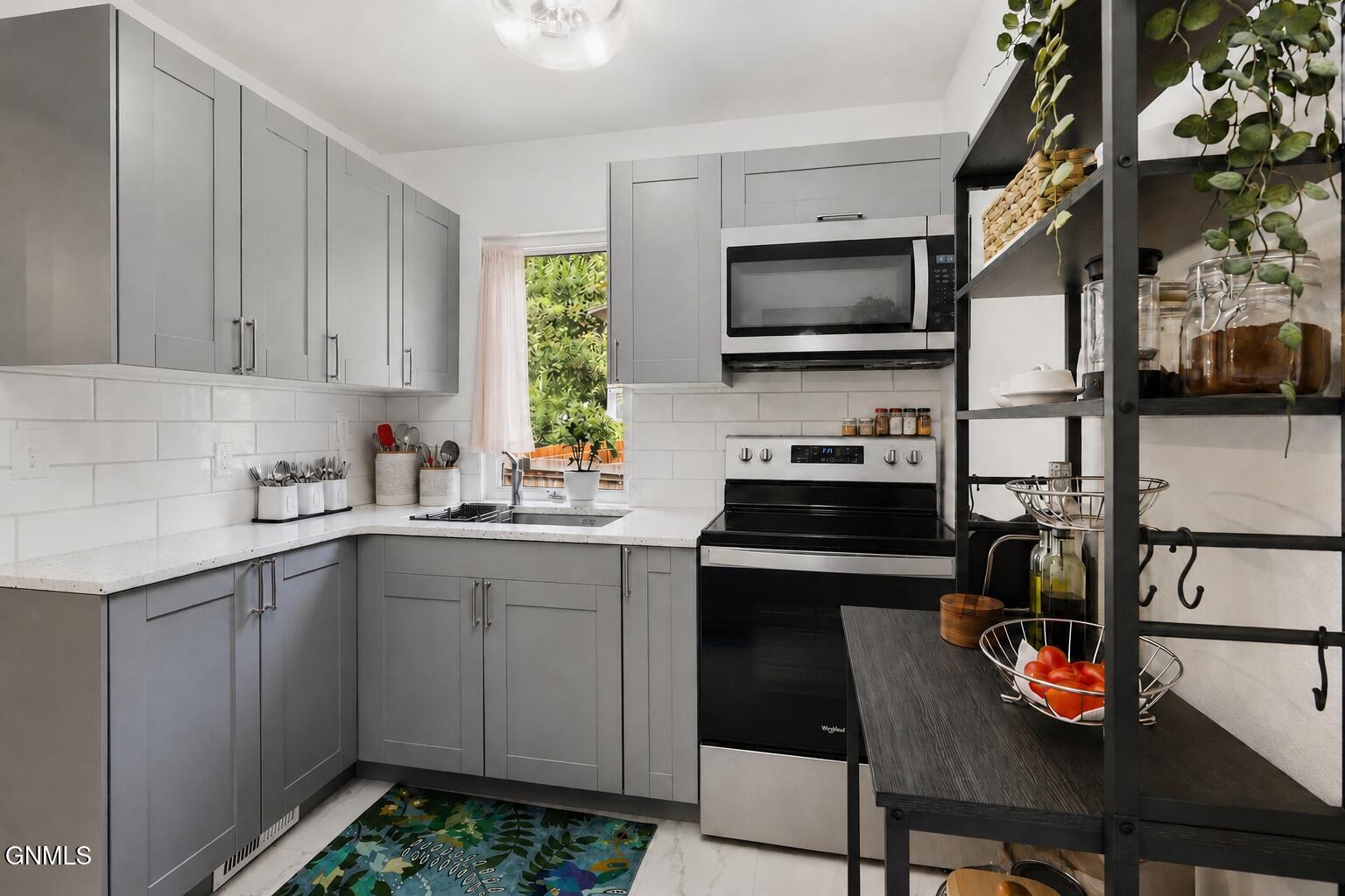 909 7th Street