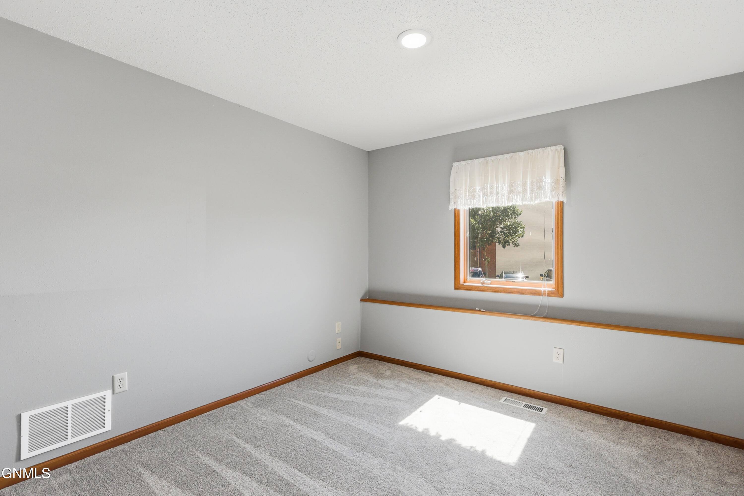 3554 19th Street, 1