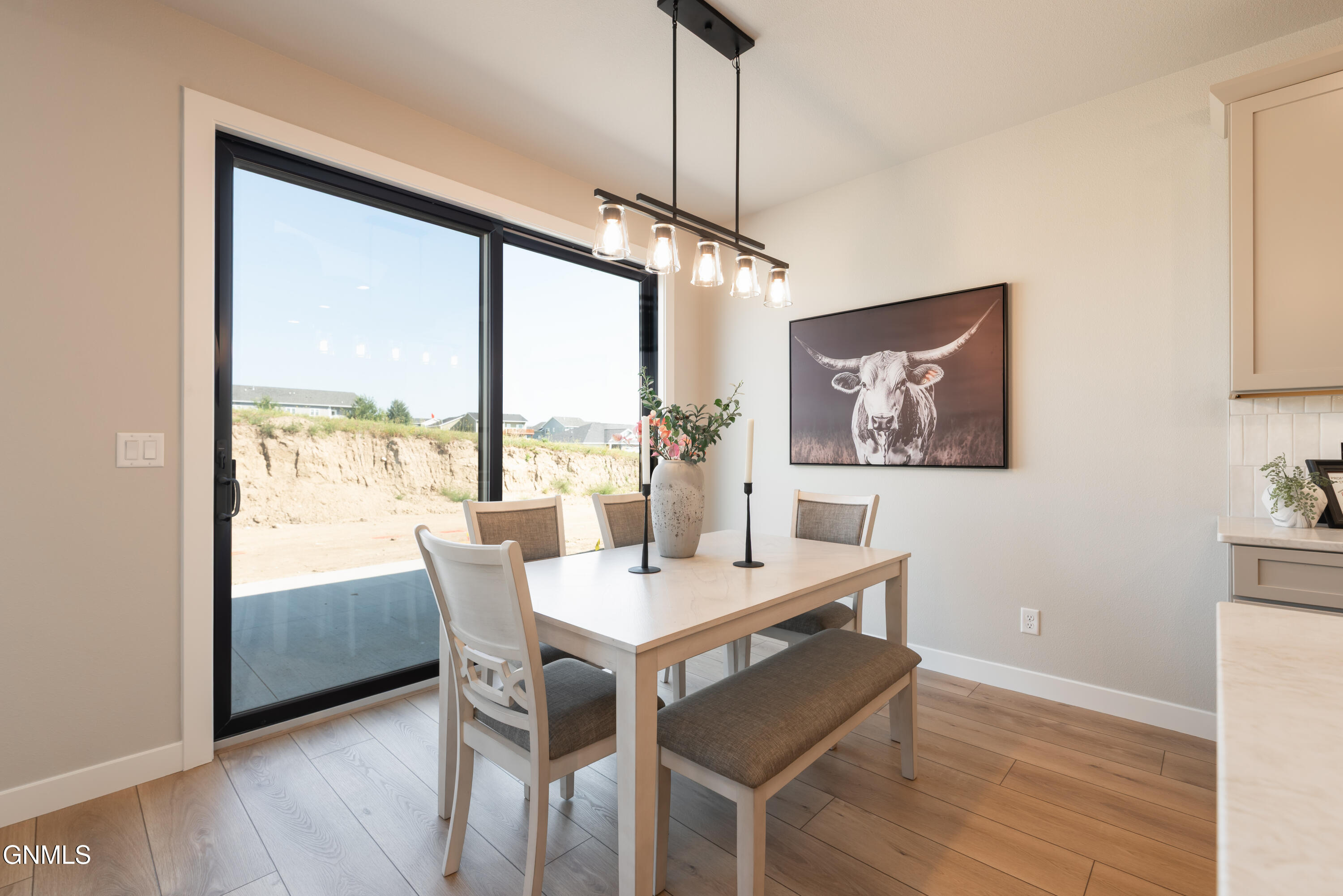 5625 Marble Point