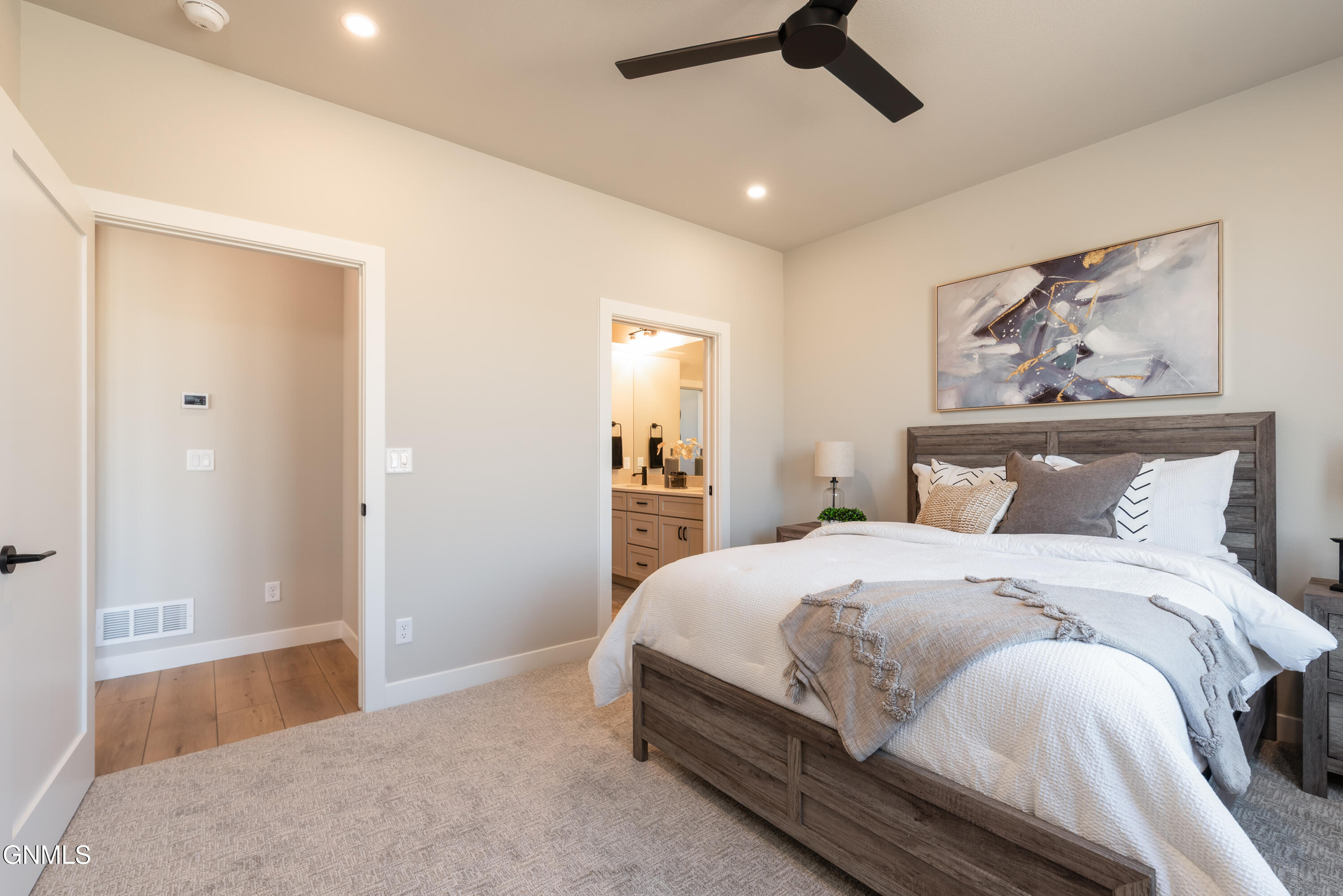 5625 Marble Point