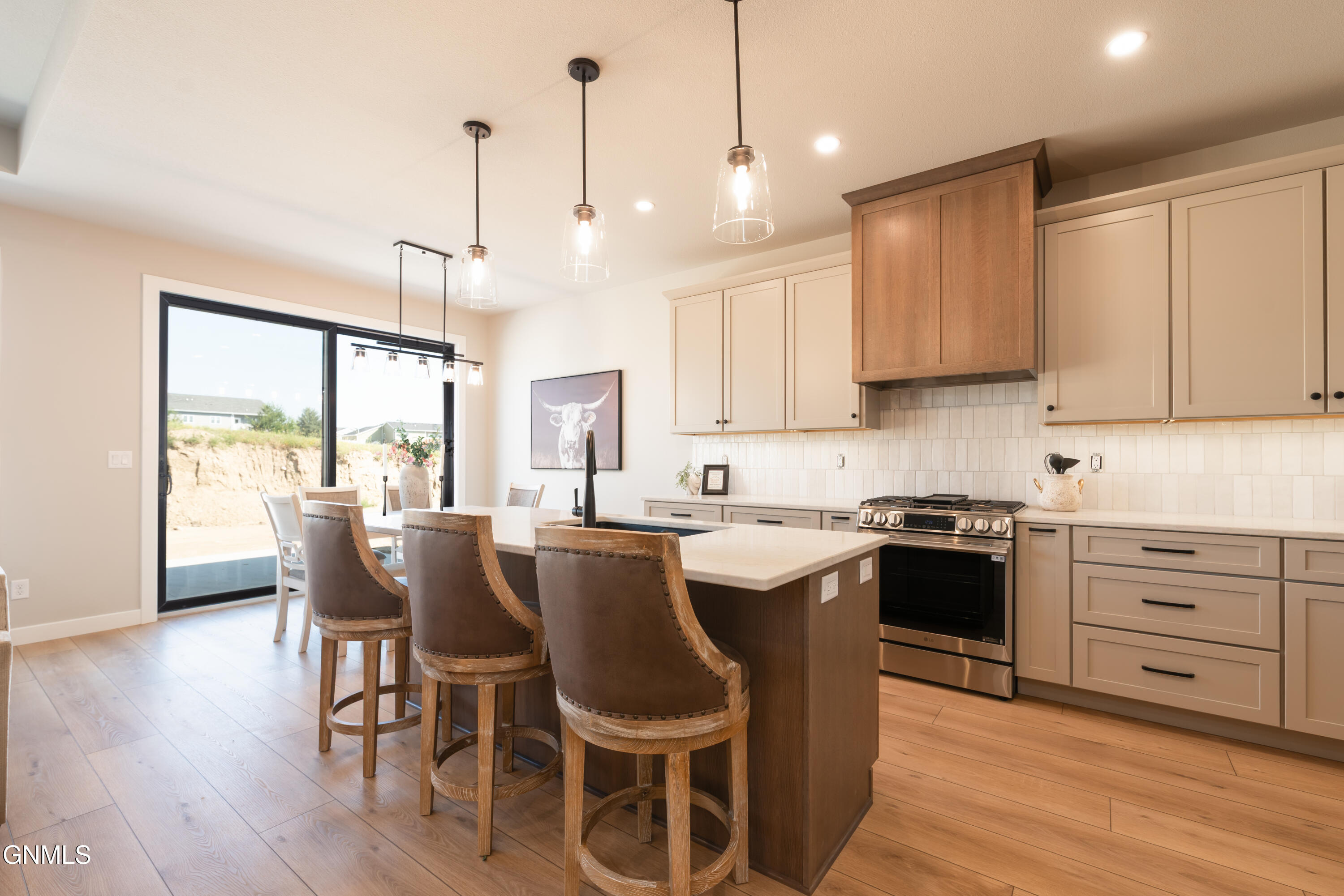 5625 Marble Point