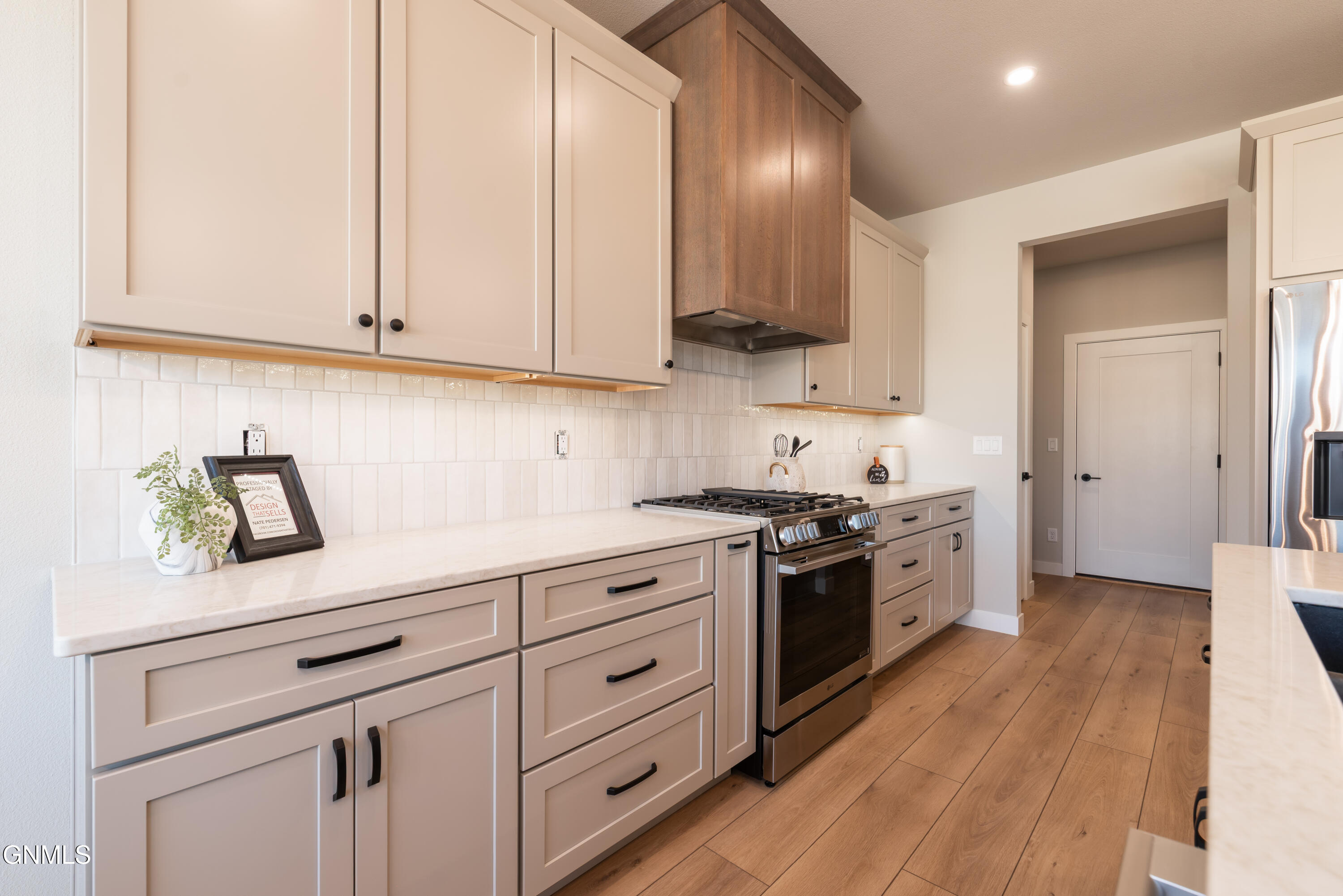 5625 Marble Point