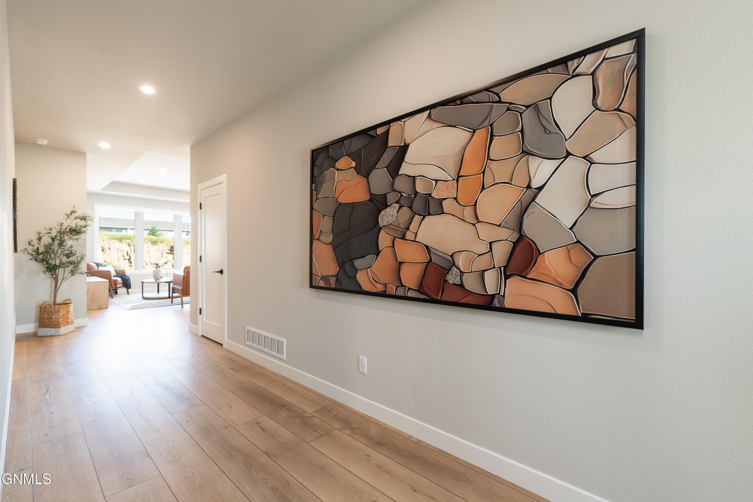 5625 Marble Point