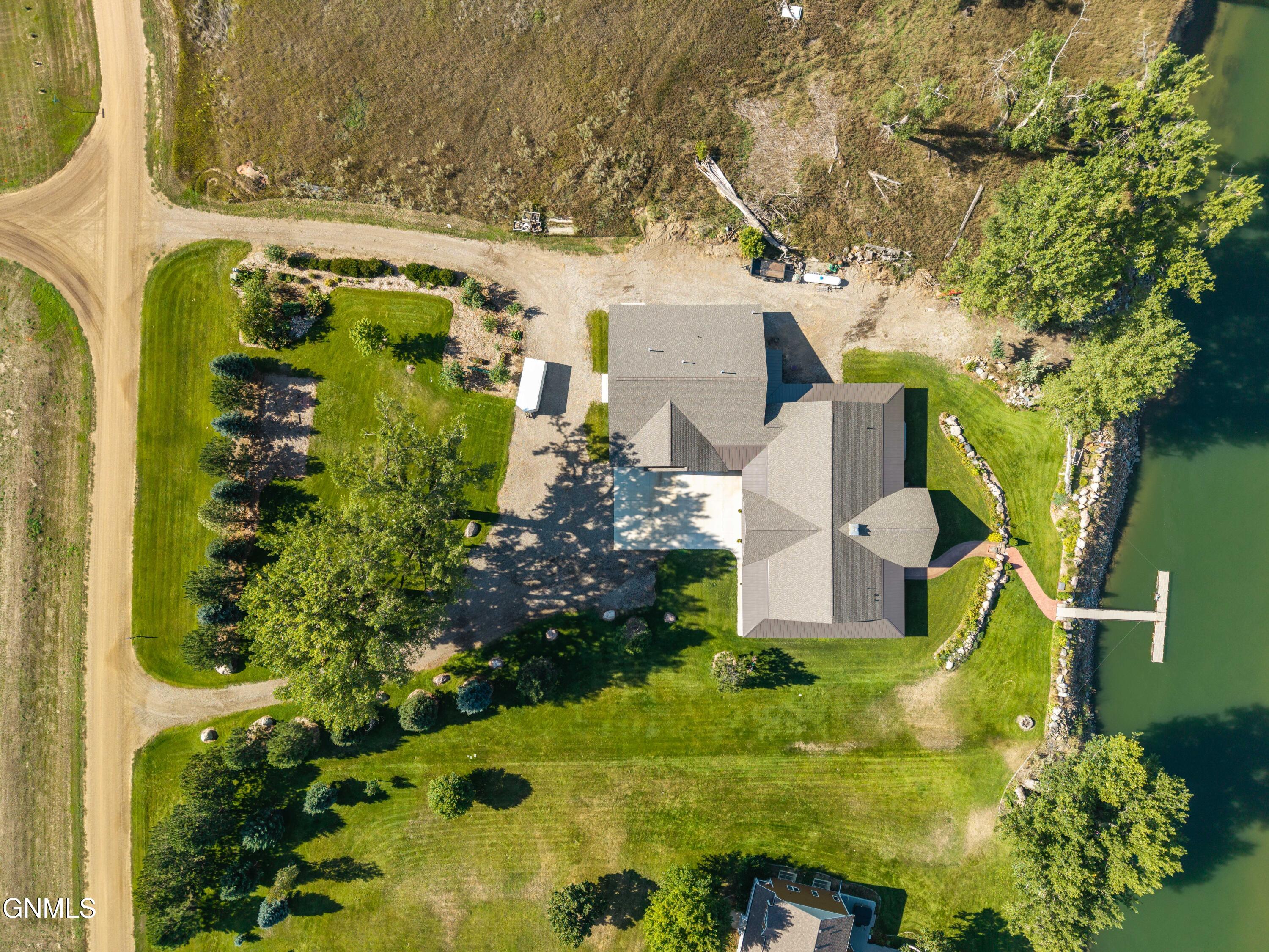3228 River Drive N