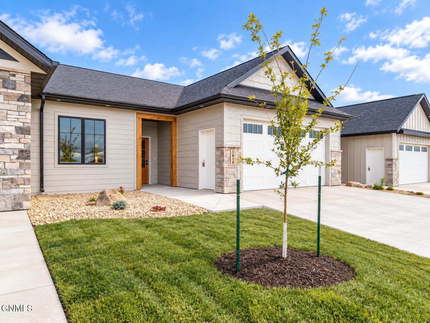 5619 Marble Point