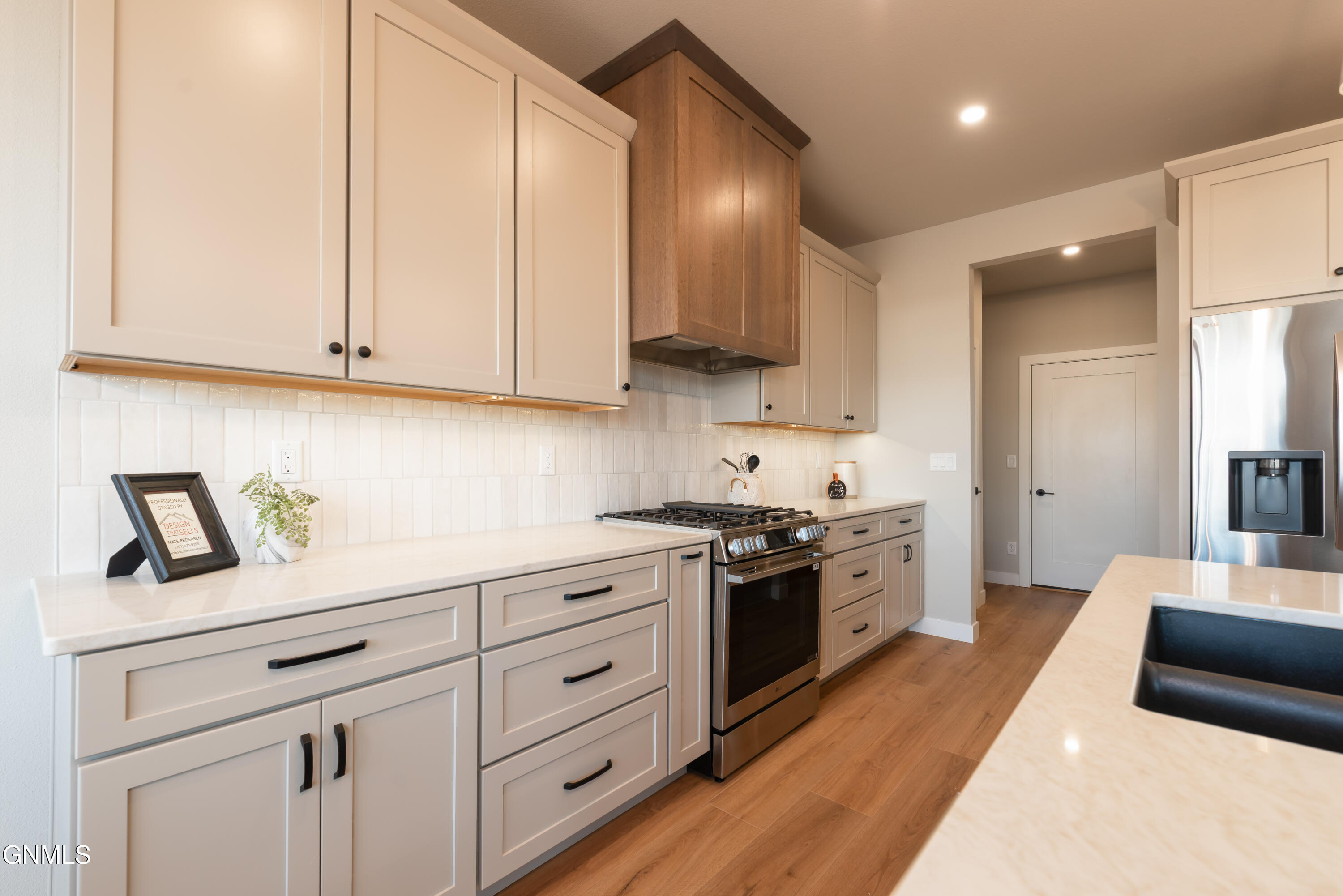 5619 Marble Point