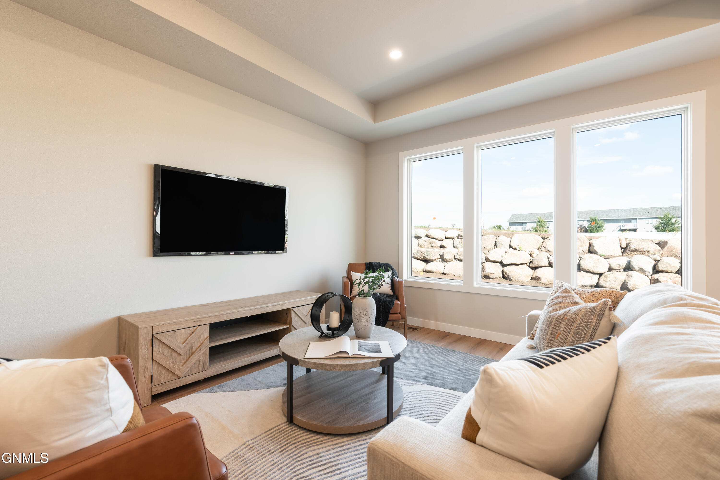 5619 Marble Point