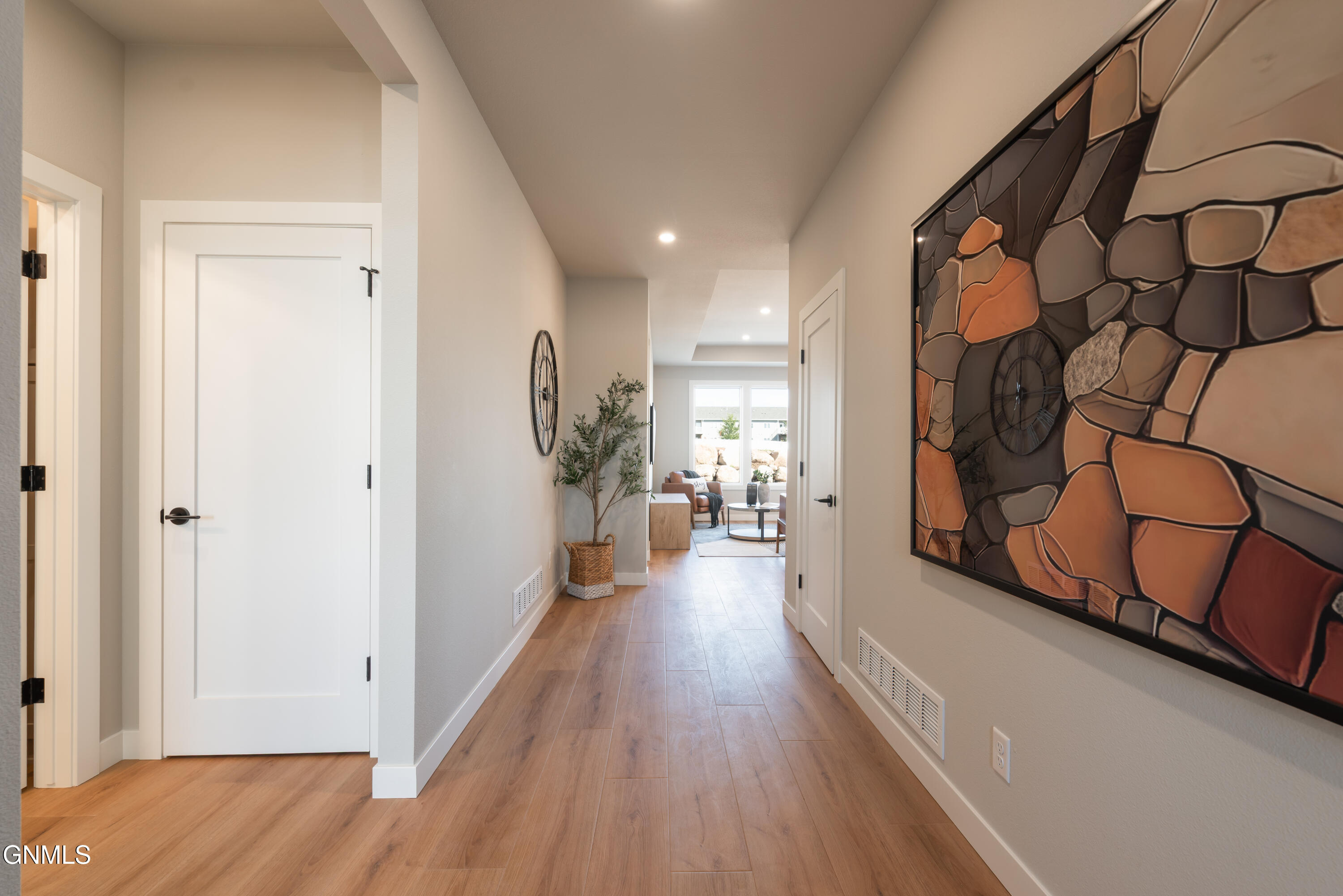 5619 Marble Point