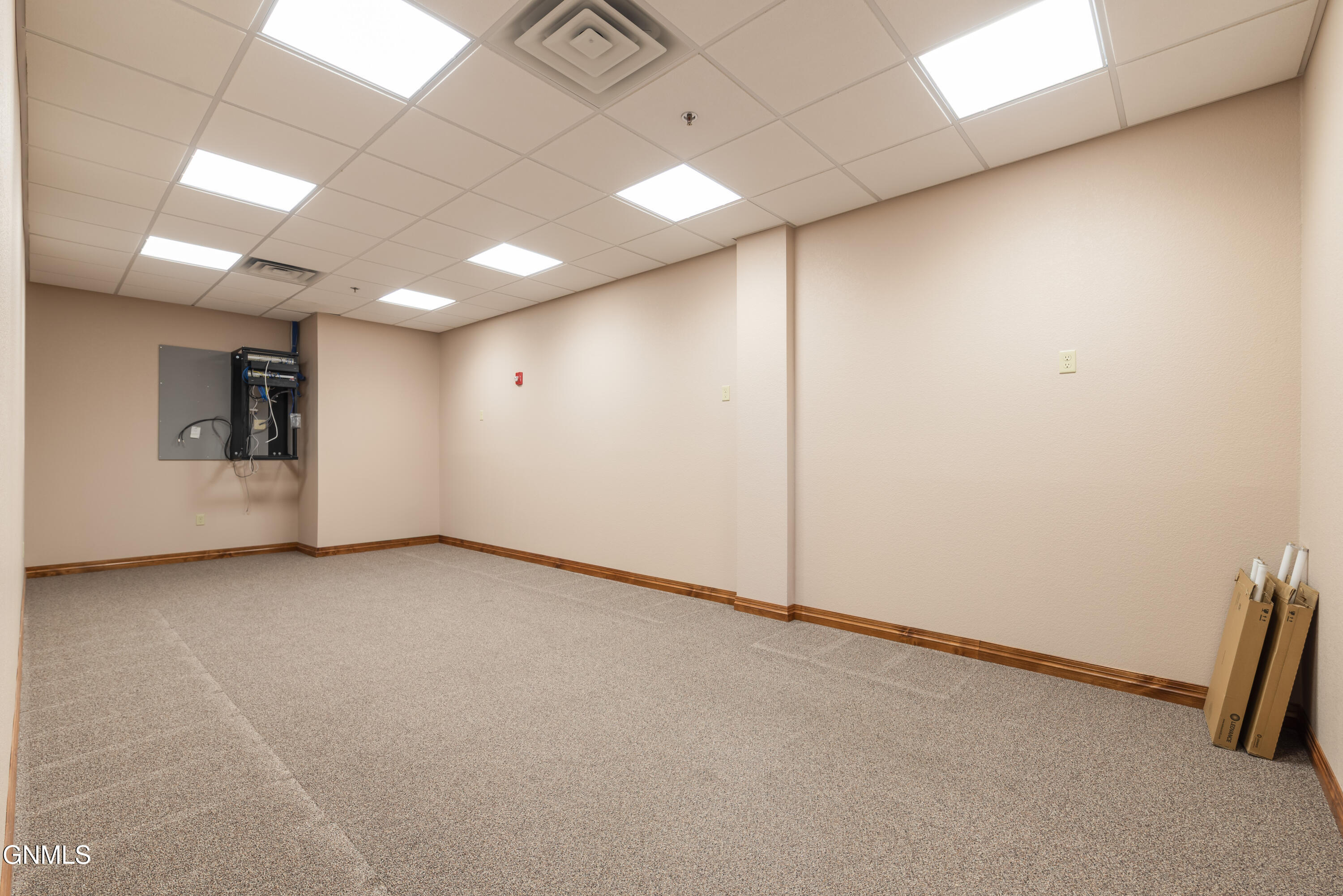 1401 Skyline Boulevard, F