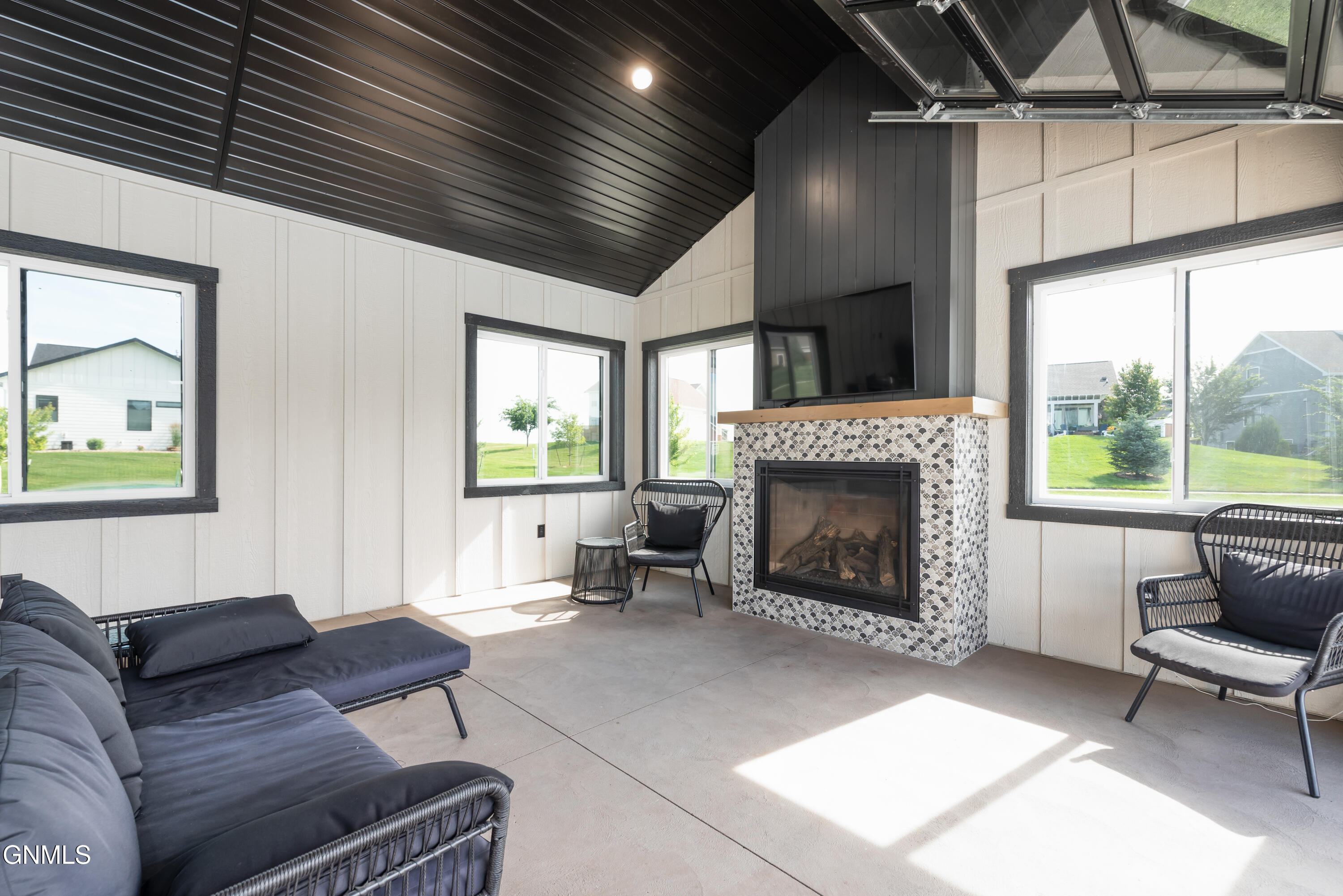 3505 Palmer Place