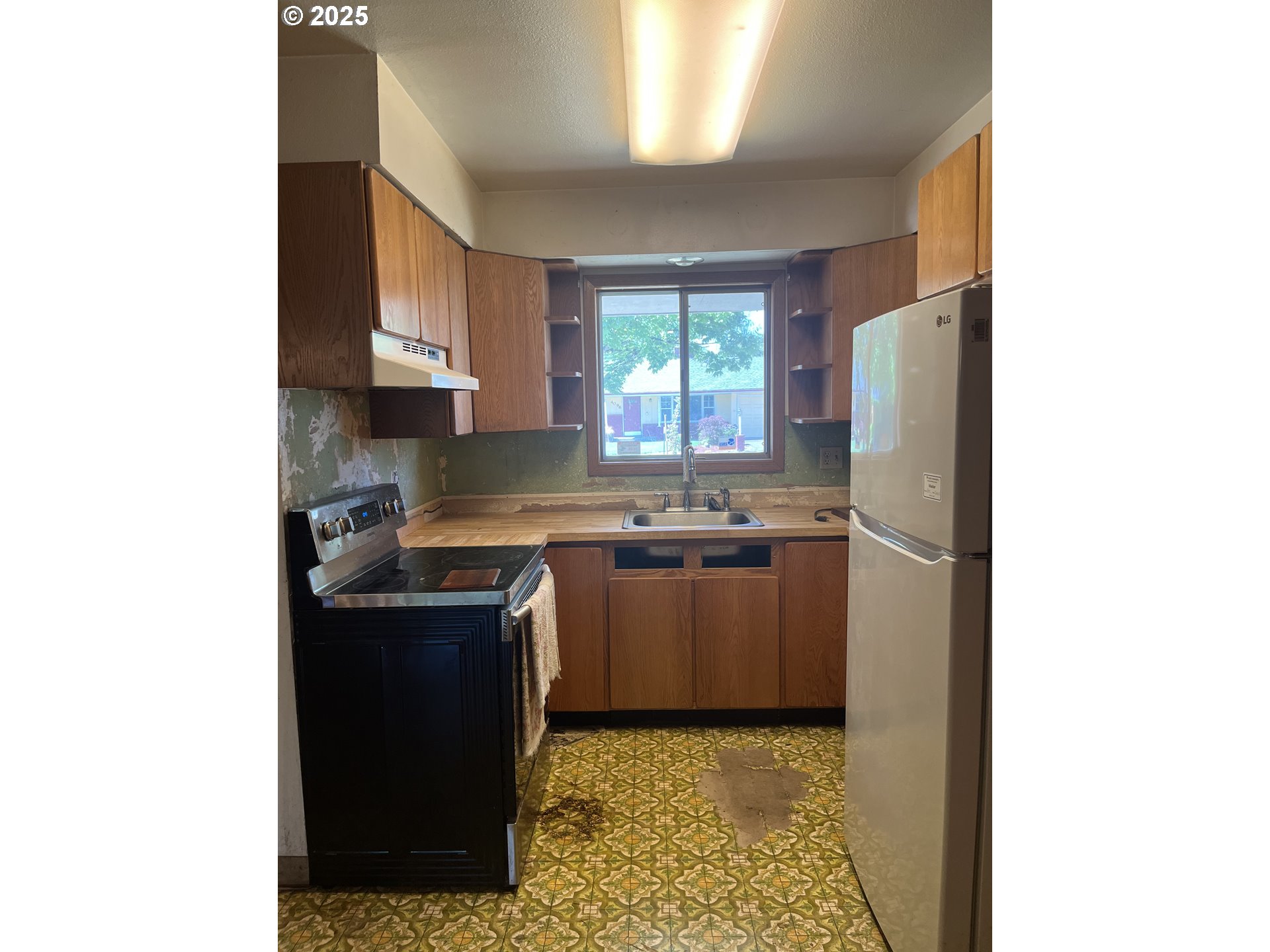 4115 CARSON DR