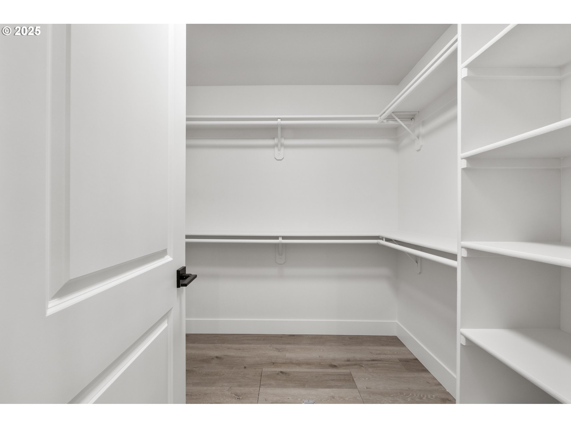 14902 SMITH ROCK AVE NE