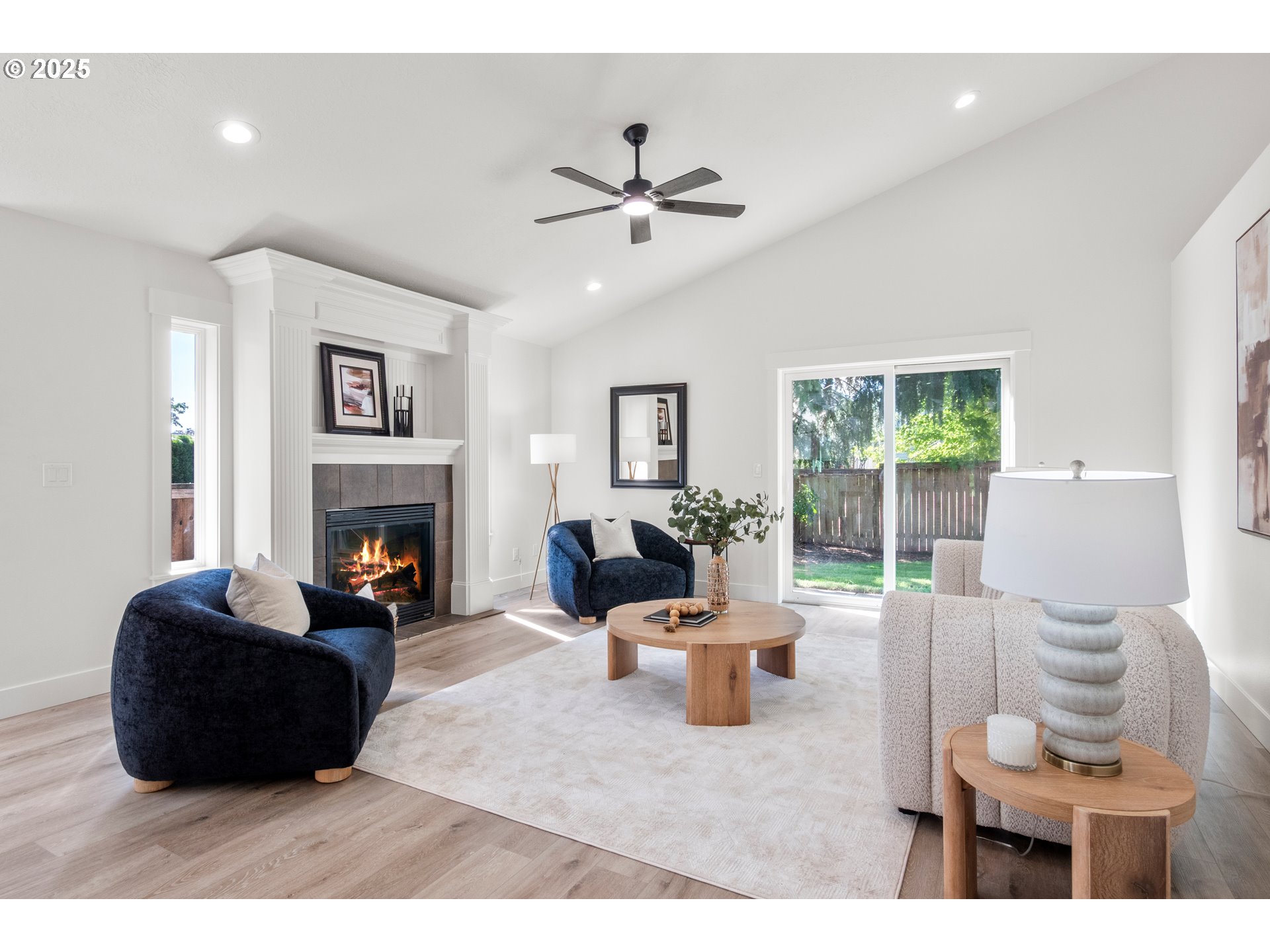 14902 SMITH ROCK AVE NE