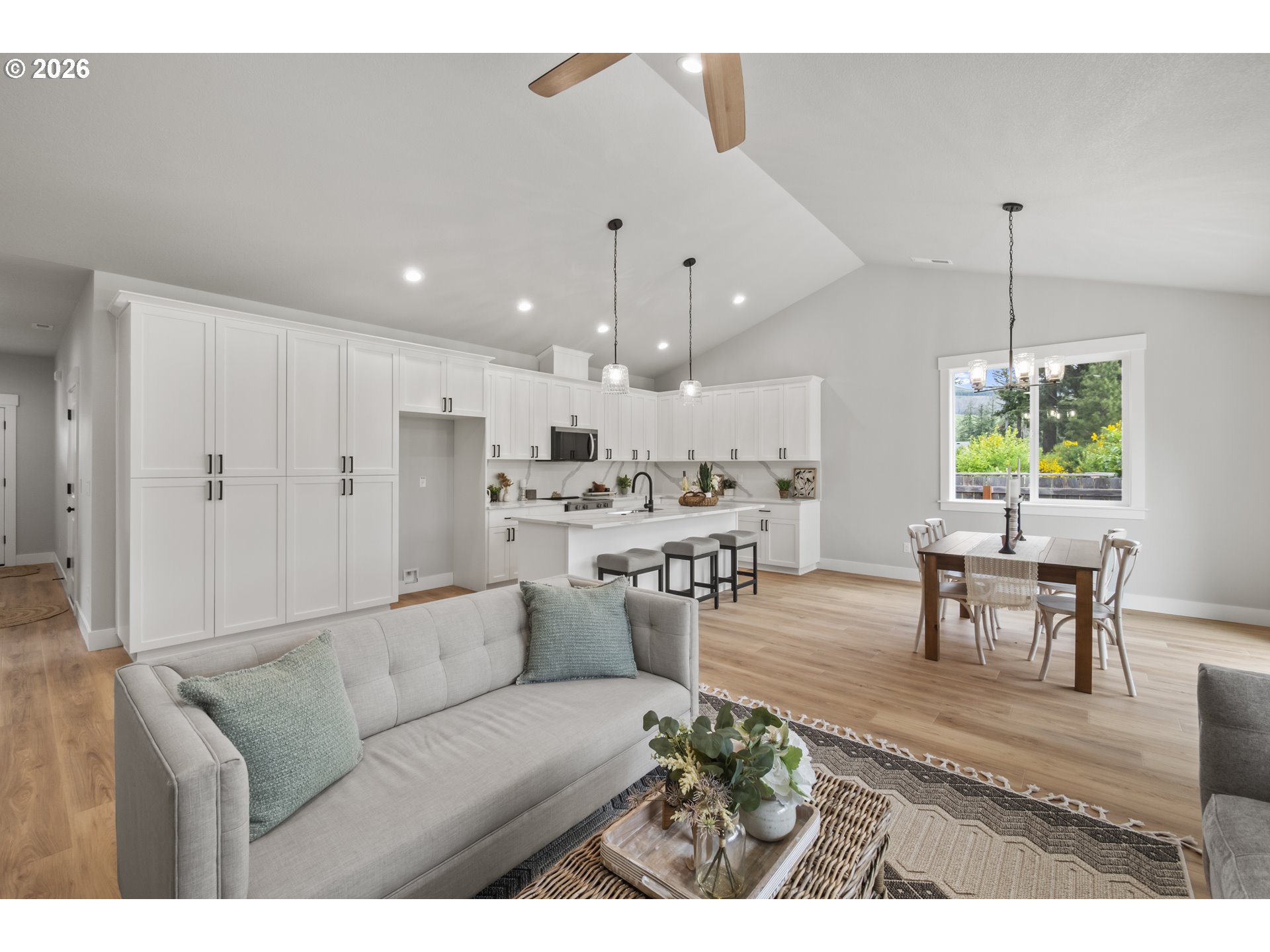 241 DOGWOOD DR