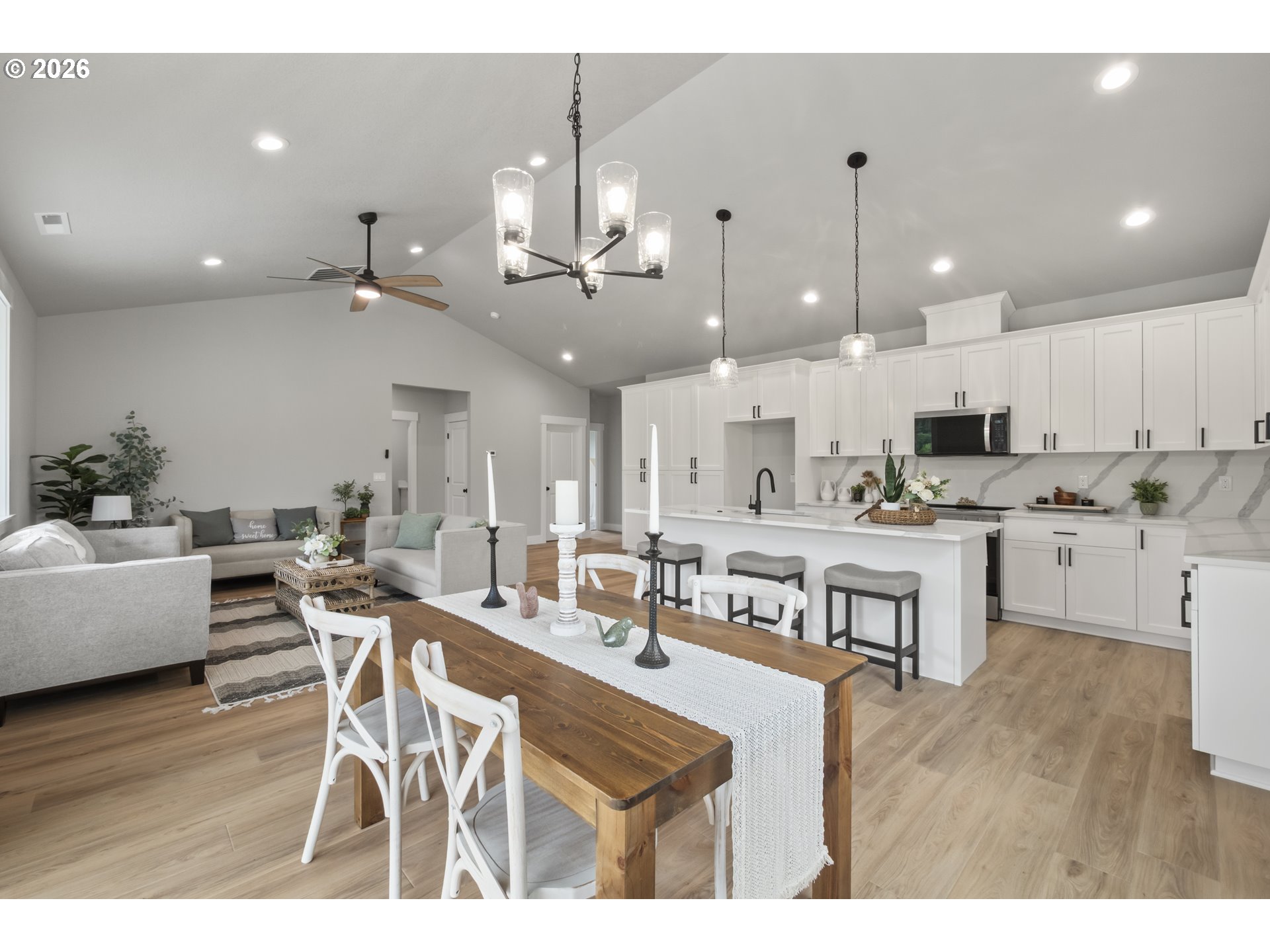 241 DOGWOOD DR
