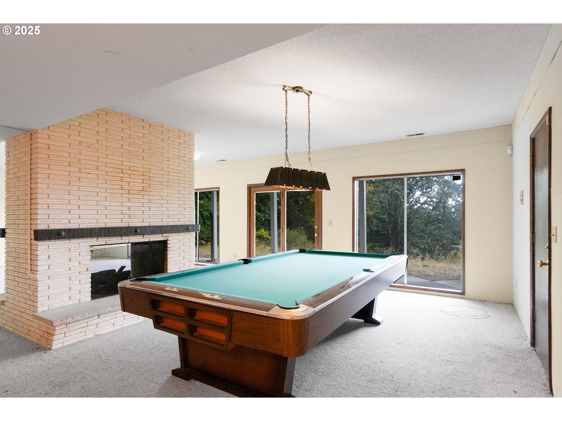 7885 NW RIDGEWOOD DR