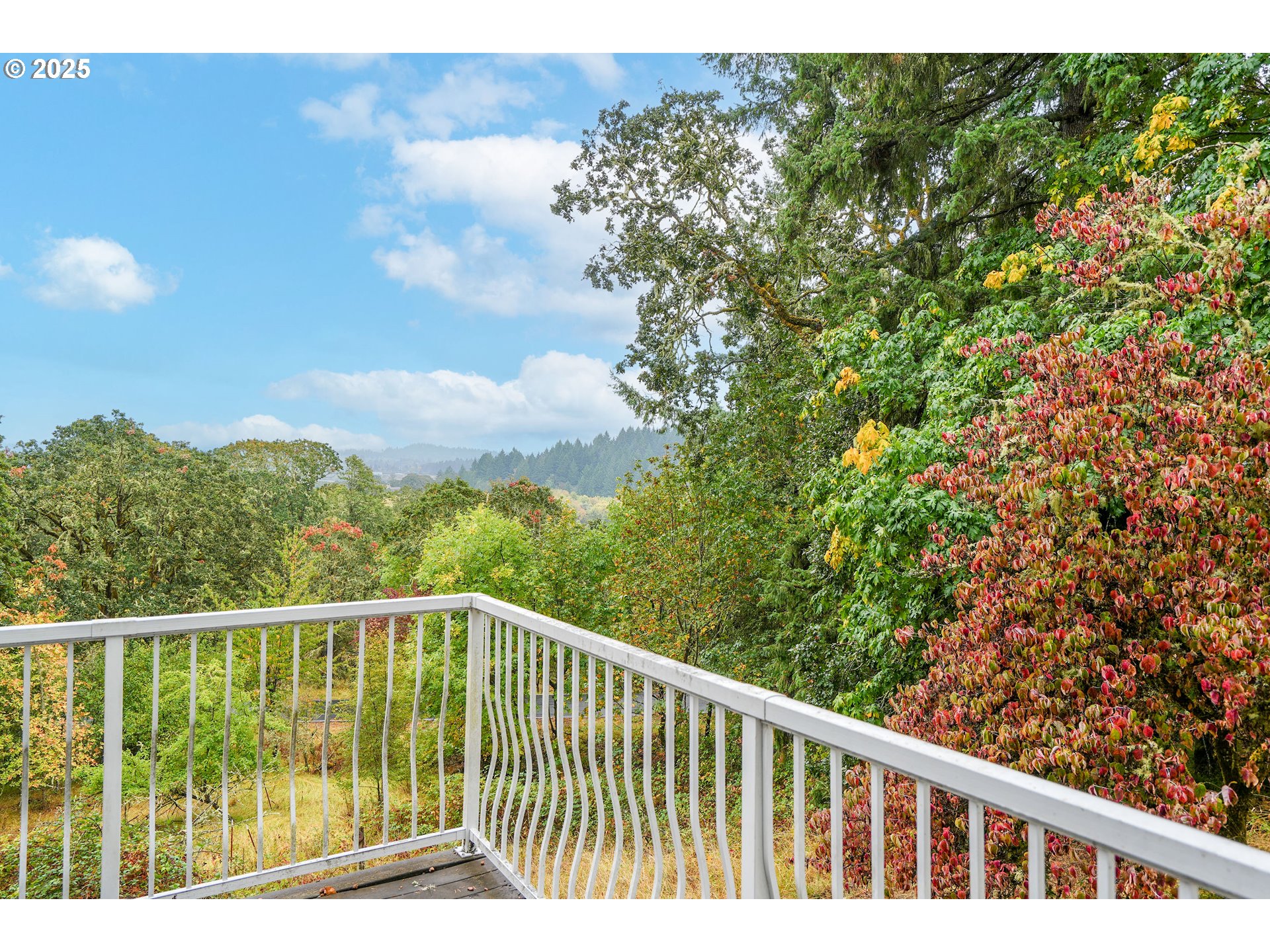 7885 NW RIDGEWOOD DR