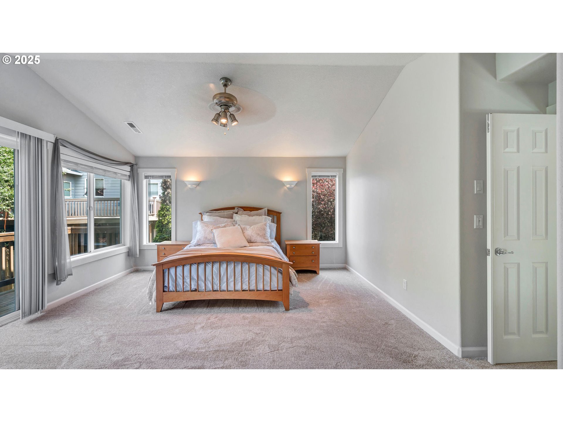 15233 SW TURNAGAIN DR